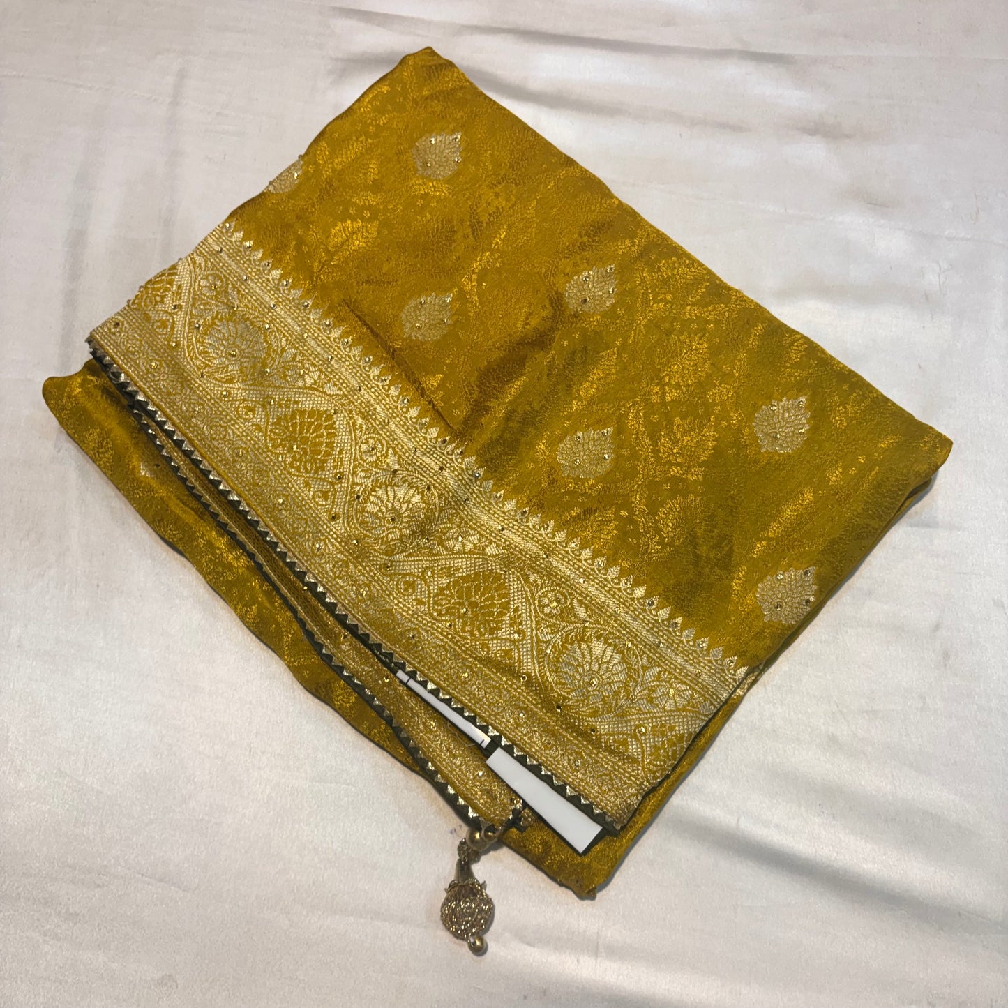 PREMIUM MOUNGA SILK SAREE WITH HIGHLIGHT WORK