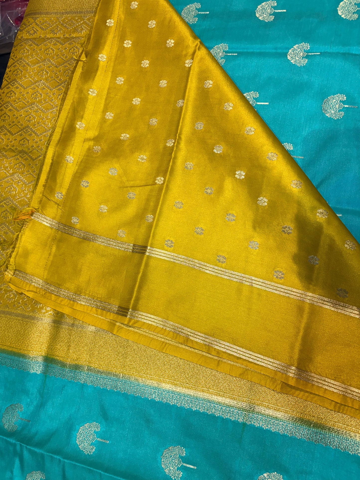 PREMIUM SOFT GAJJI SILK SAREE