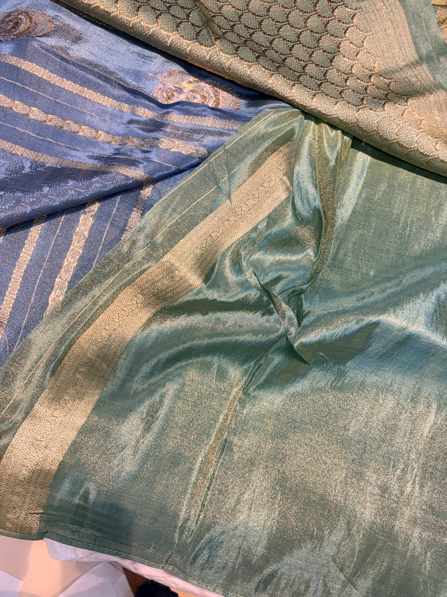 PREMIUM CHINON CREAPE SAREE IN AMBREE SHADES