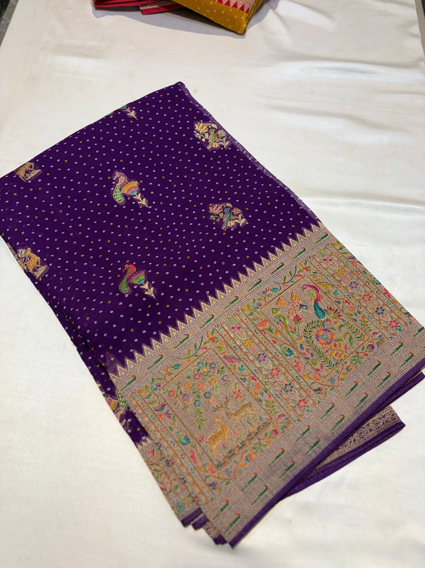 BHANDHINI KHADDI GEORGETTE WITH PAITHANI BORDER