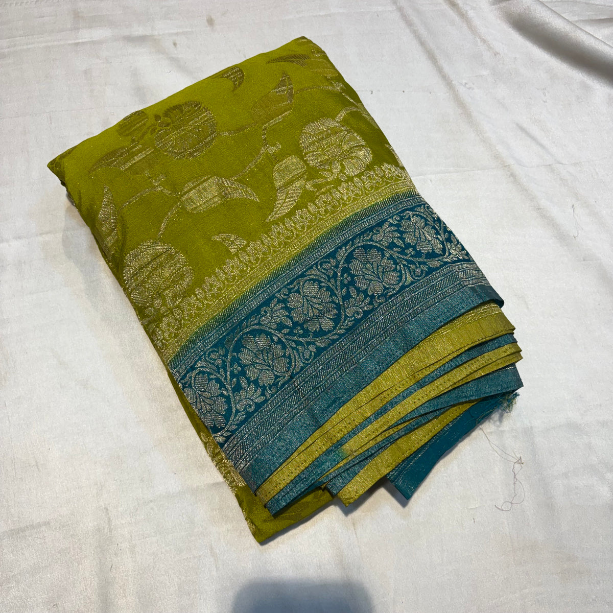 PREMIUM KHADDI GEORGETTE SAREE