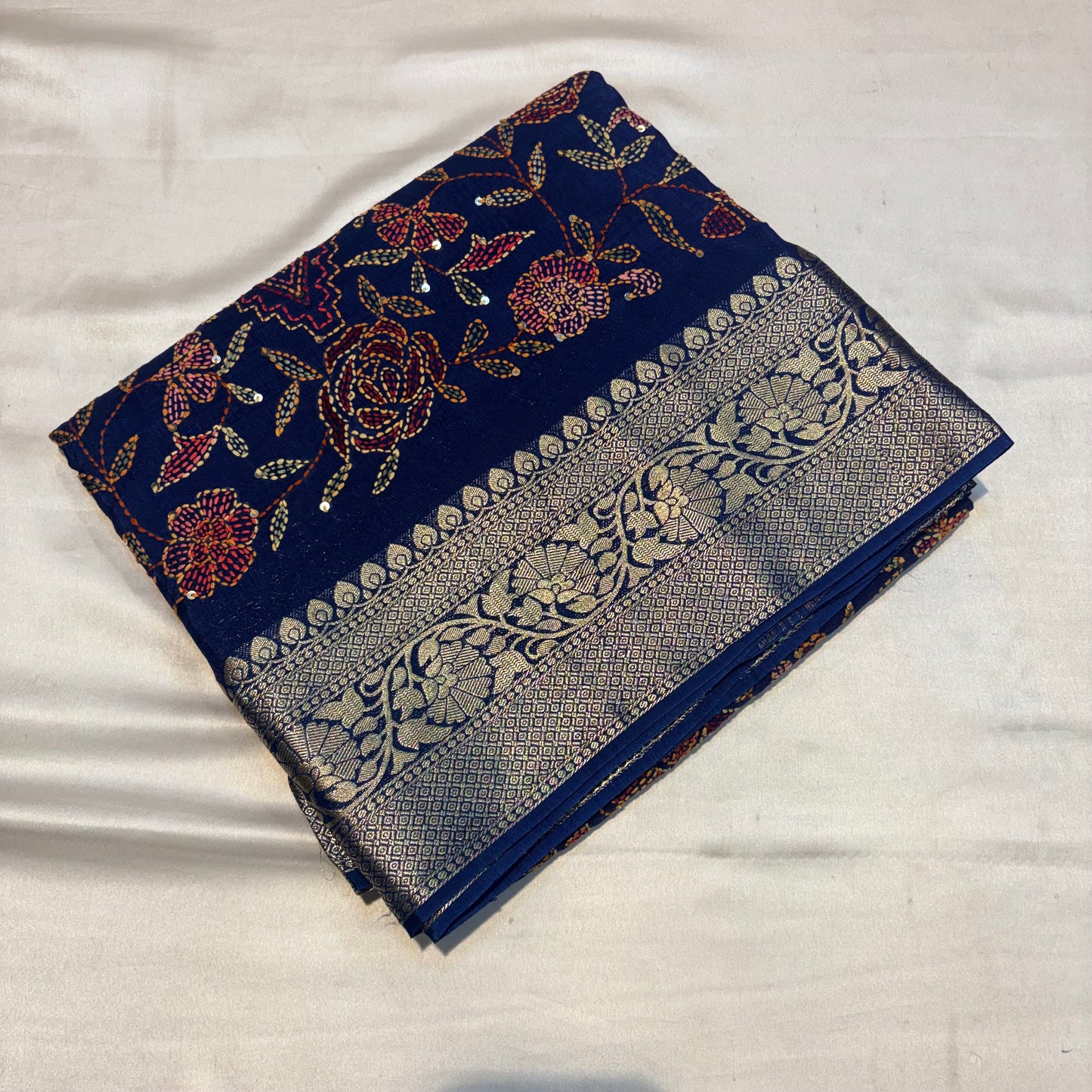 PREMIUM SOFT MOUNGA SILK WITH FRENCH KNOT WORK