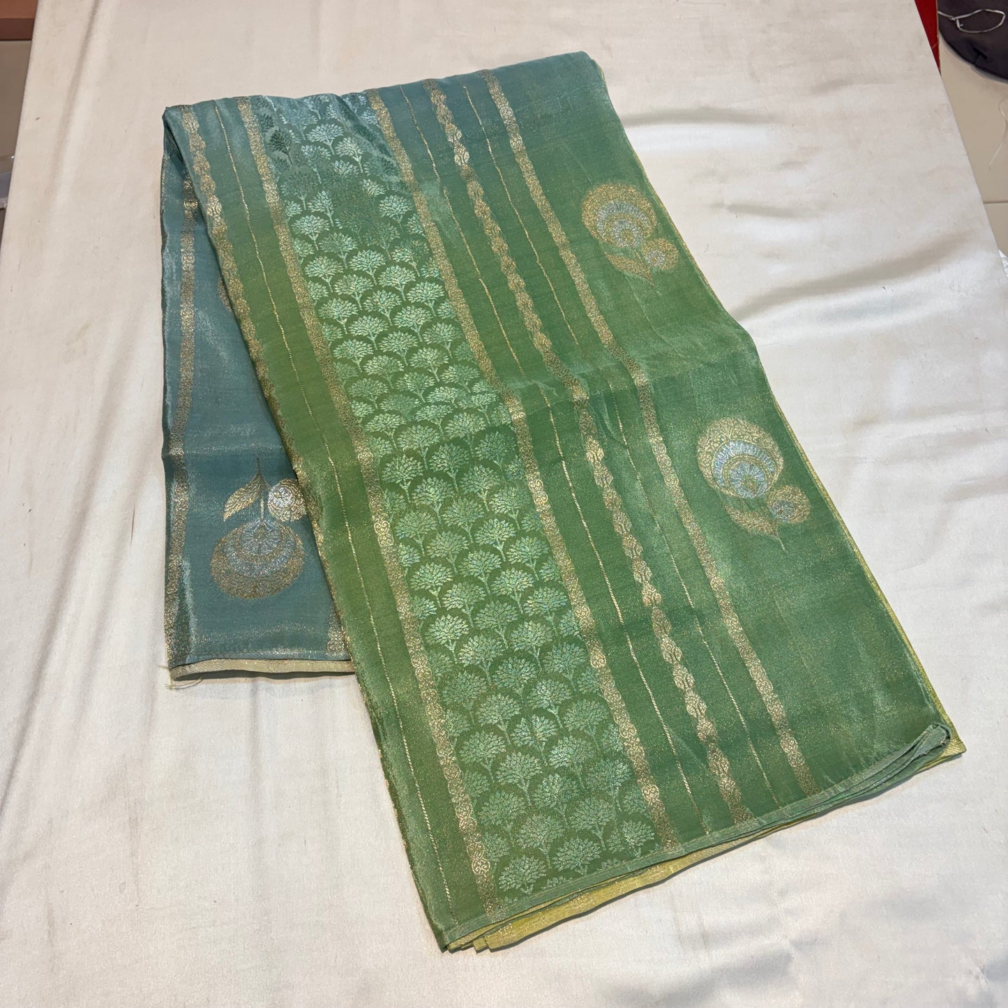 PREMIUM CHINON CREAPE SAREE IN AMBREE SHADES