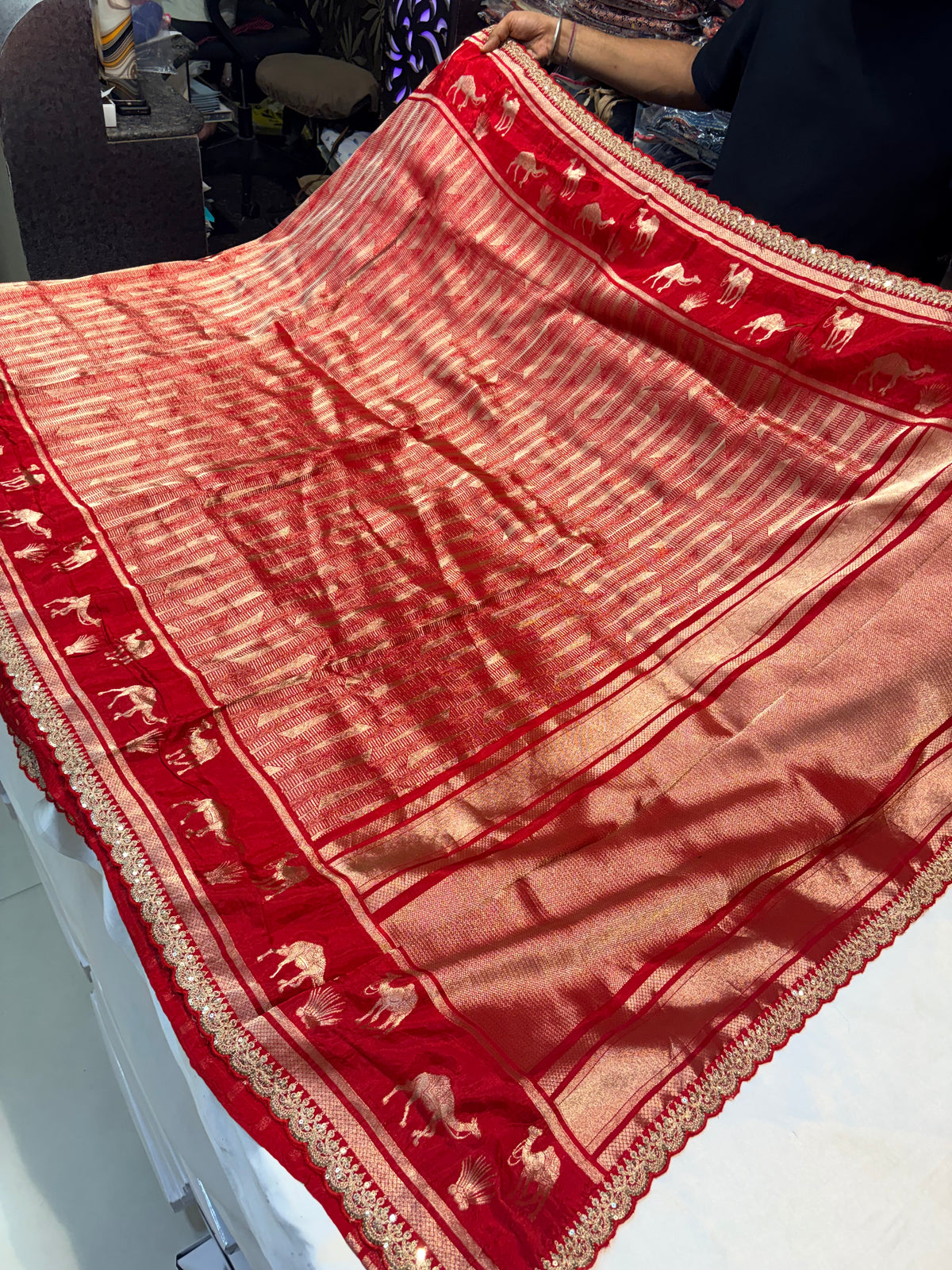 PREMIUM DESIGNER HO CREAPE SILK SAREE WITH LACE BORDER