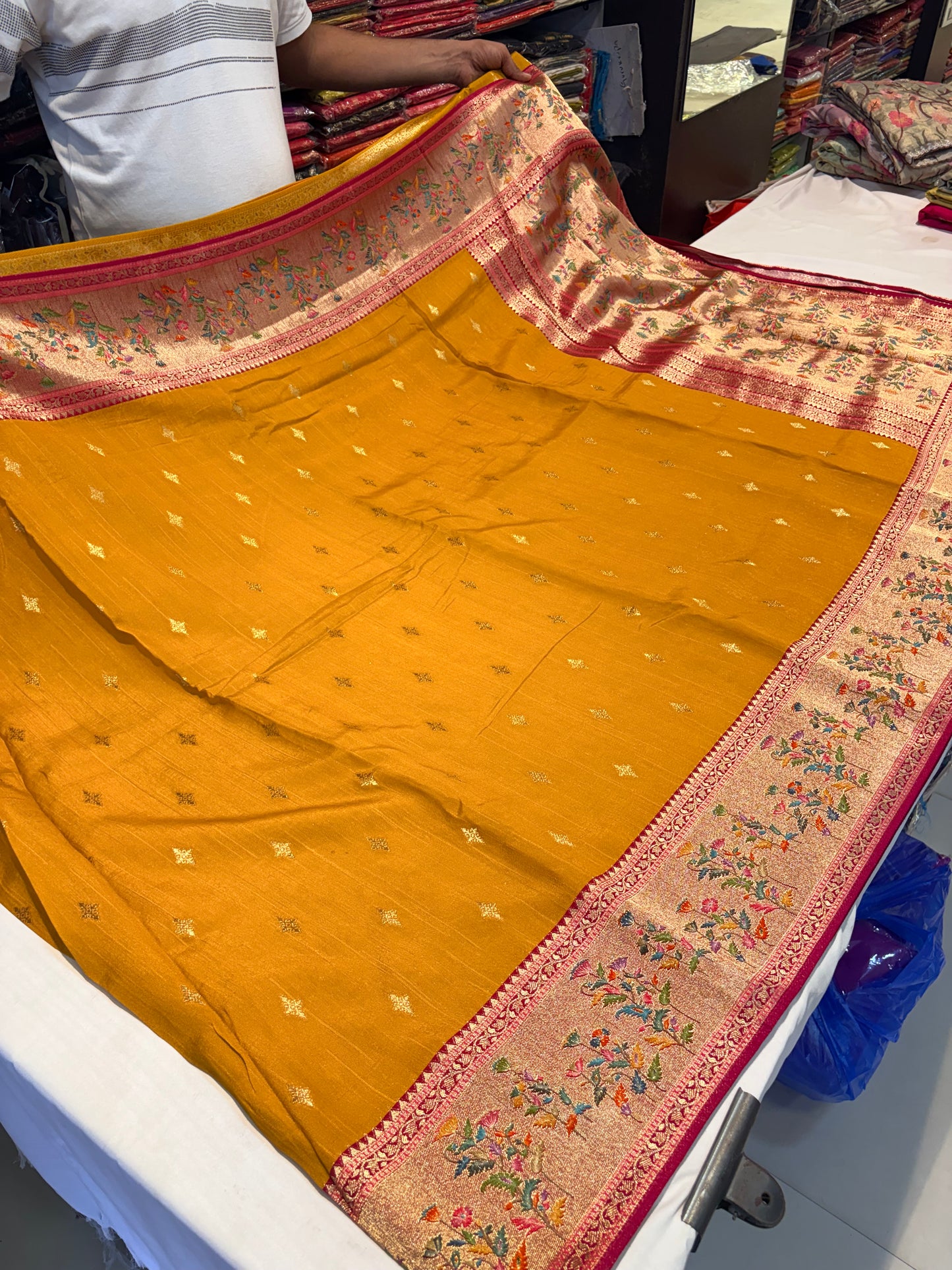 PREMIUM TUSSUR SILK SAREE WITH PASHMEENA BORDER