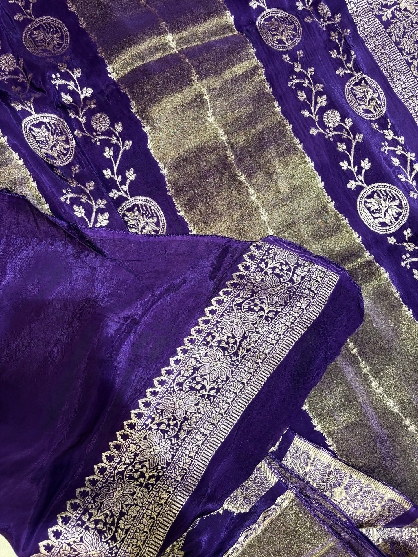 PREMIUM CHINON CREAPE SAREE