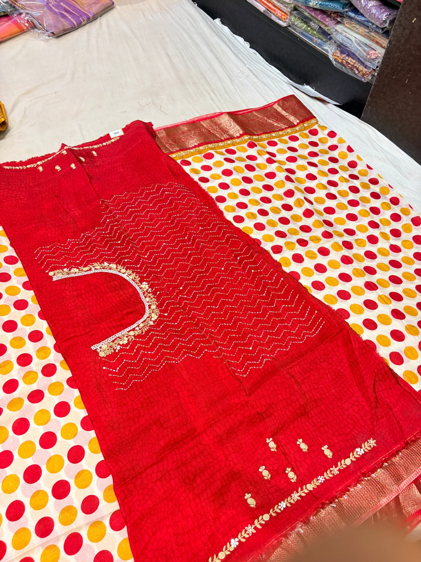 PREMIUM MOUNGA SILK SAREE  WITH PRINTED POLKA DOTS & FRENCH KNOT