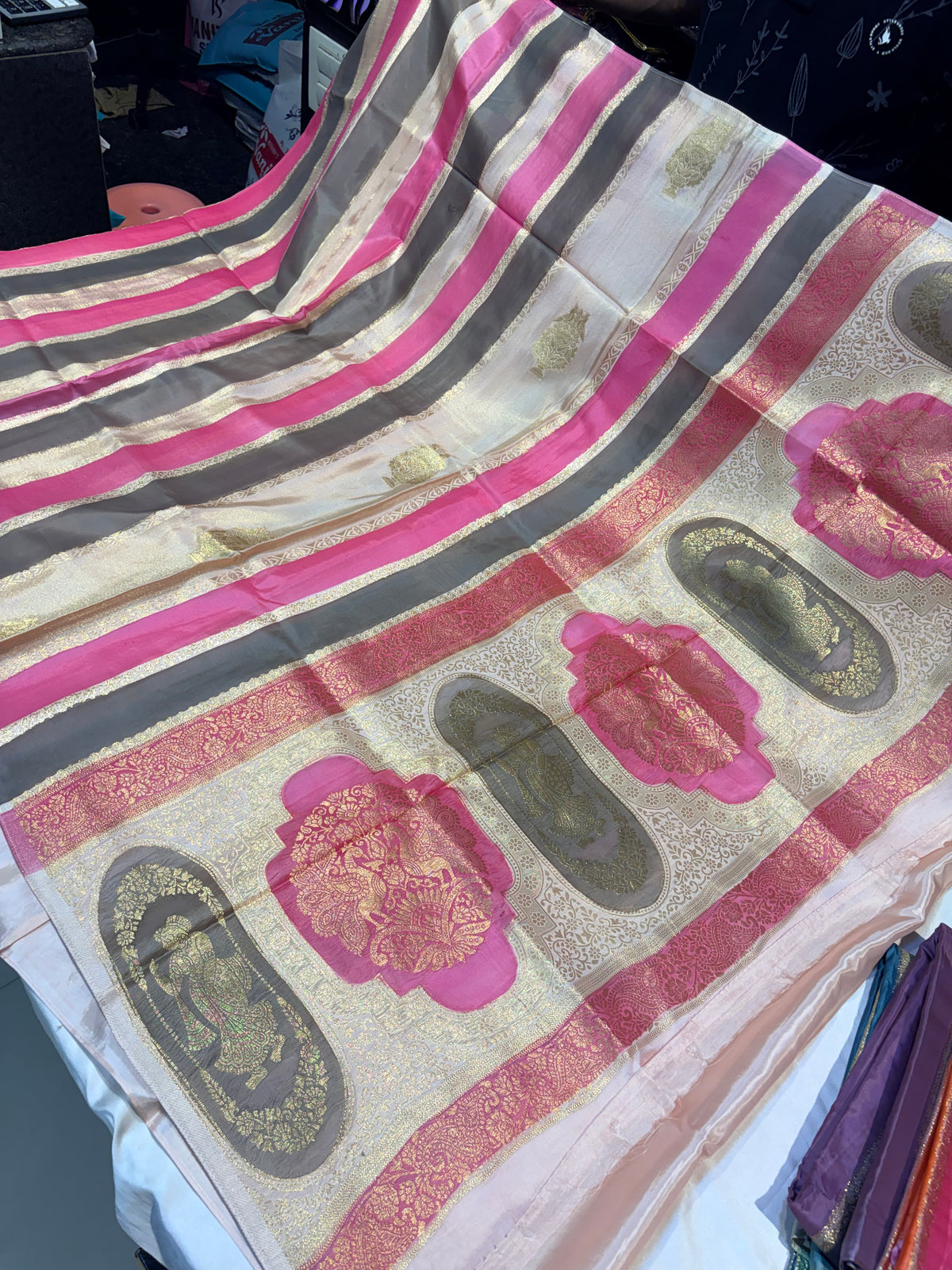 PREMIUM CHINON CREAPE SAREE IN RAGKAT DESIGN