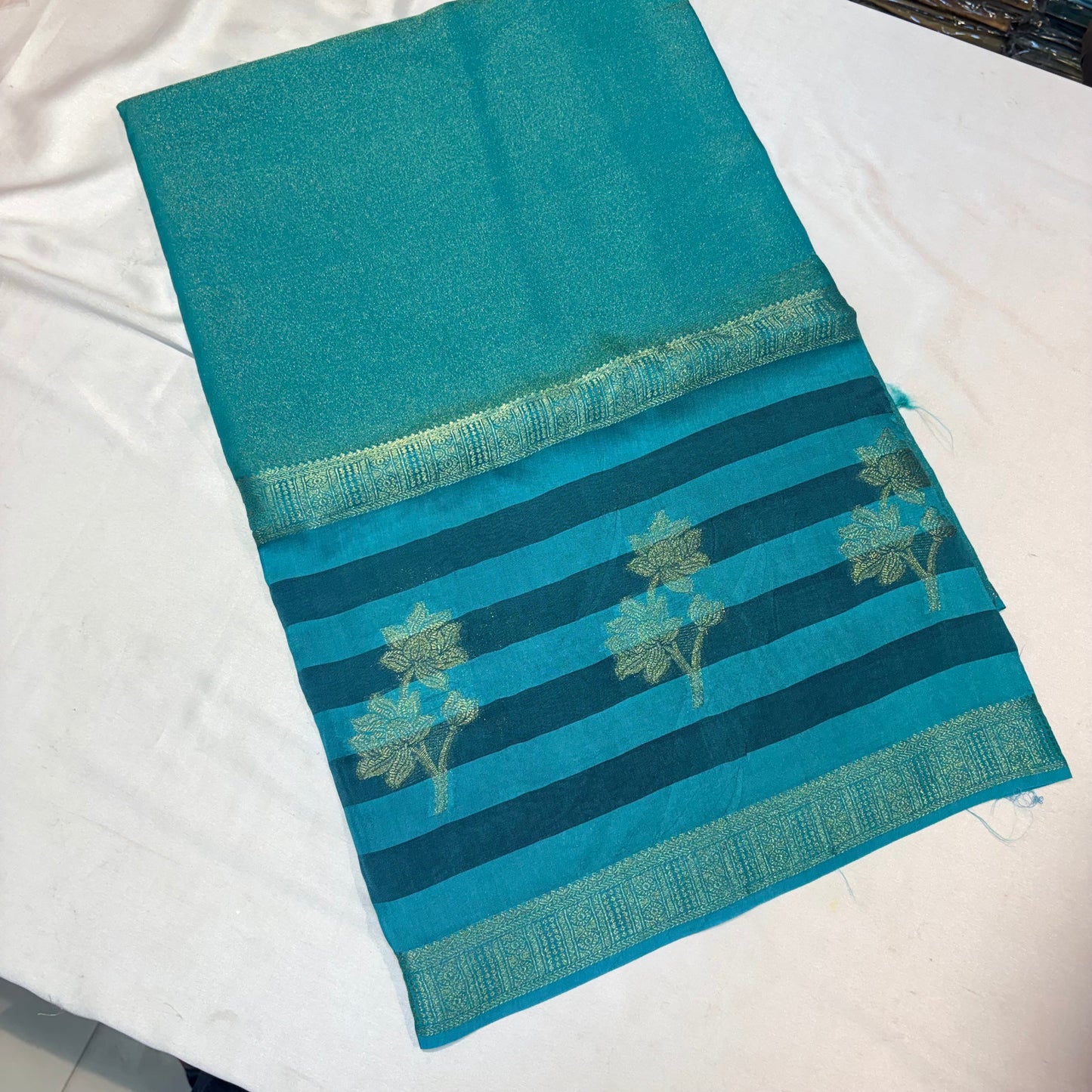 PREMIUM VISCOSE CREAPE SAREE