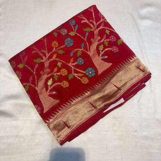 TUSSUR GEORGETTE SAREES
WITH PAITHANI BORDER
