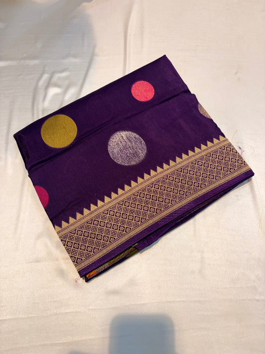 PREMIUM MOUNGA CREAPE WITH POLKA DOTS