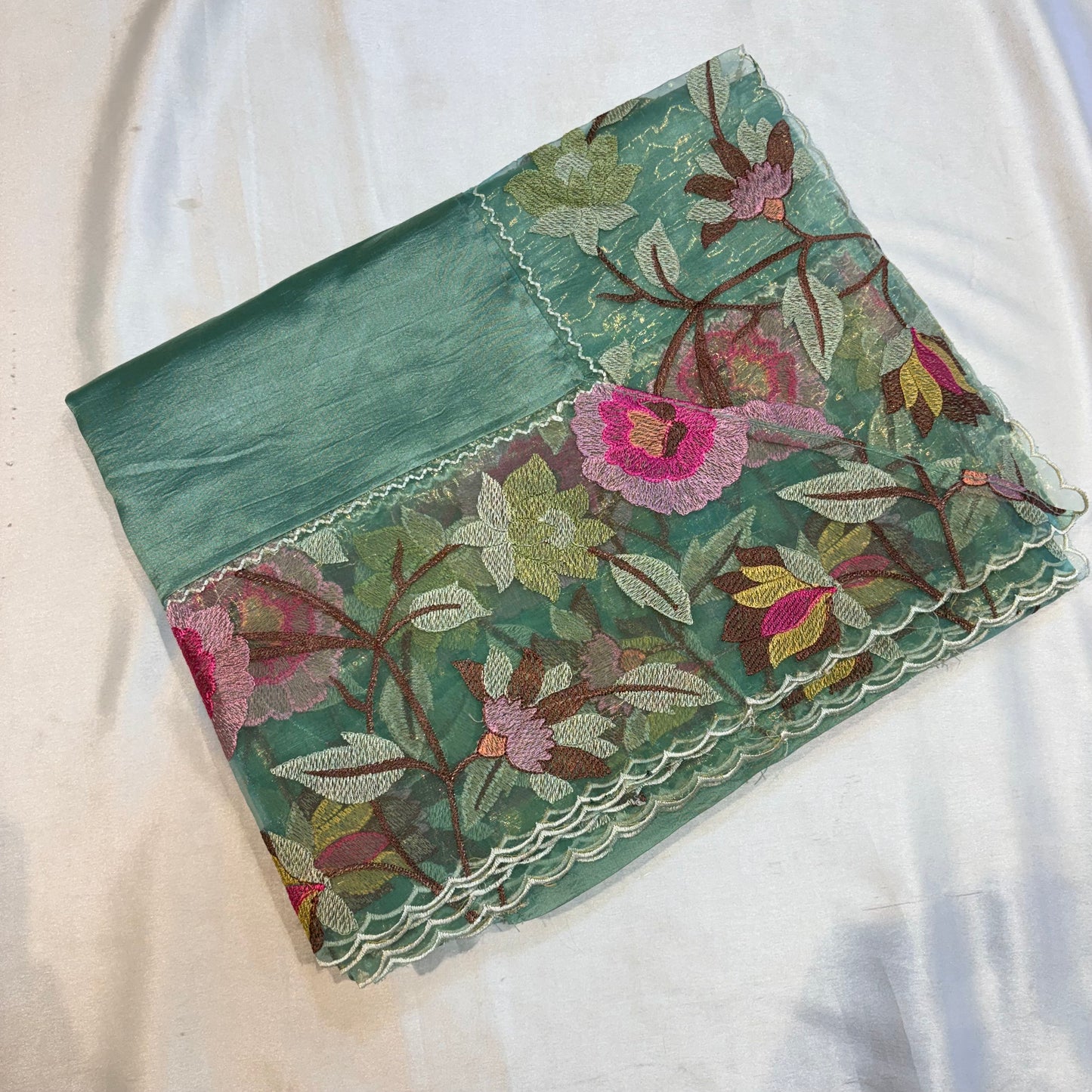 FANCY SAREE WITH THREAD WORK BORDER