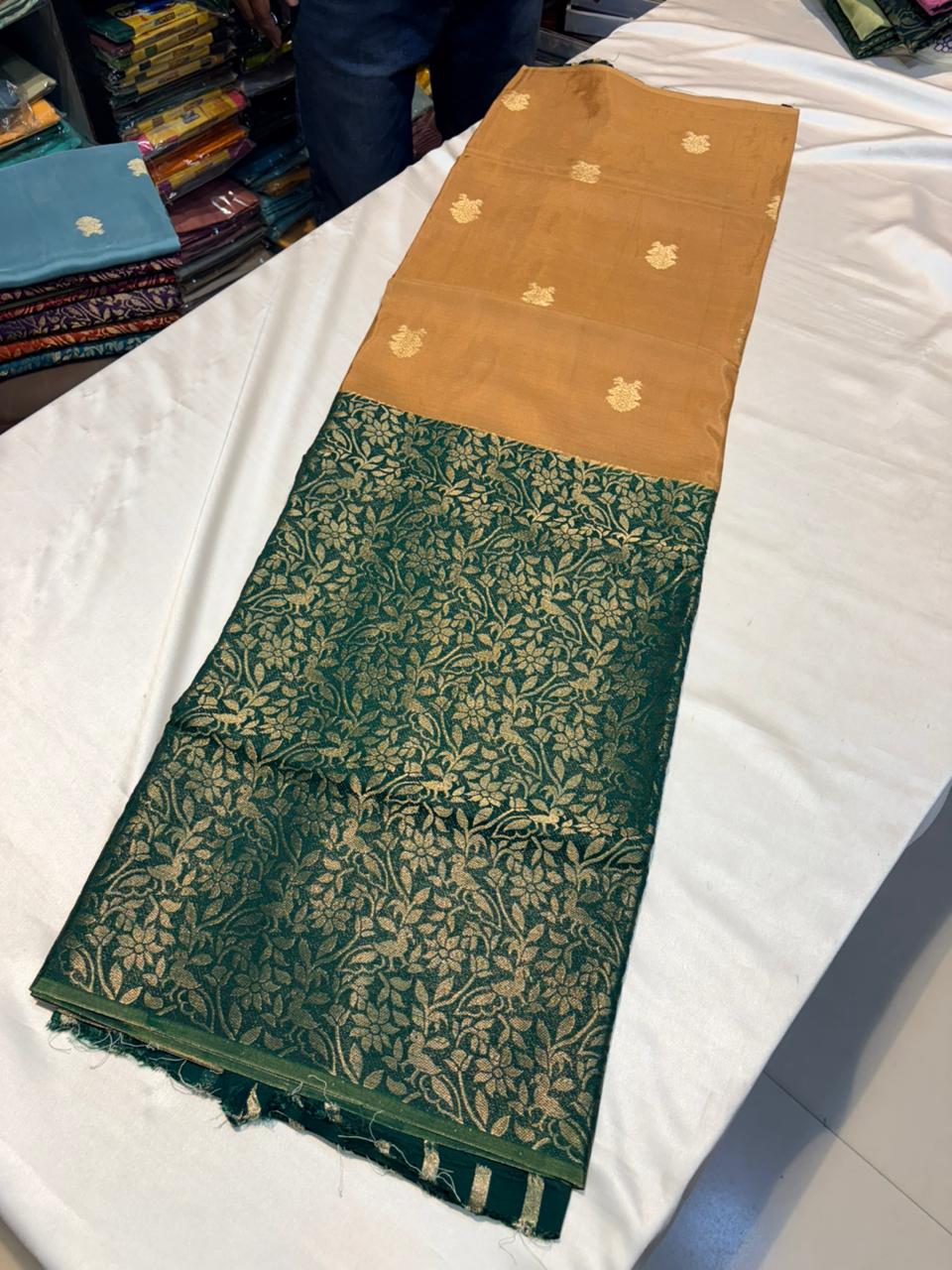 PREMIUM MOUNGA CREAPE SILK HALF & HALF PATTERN