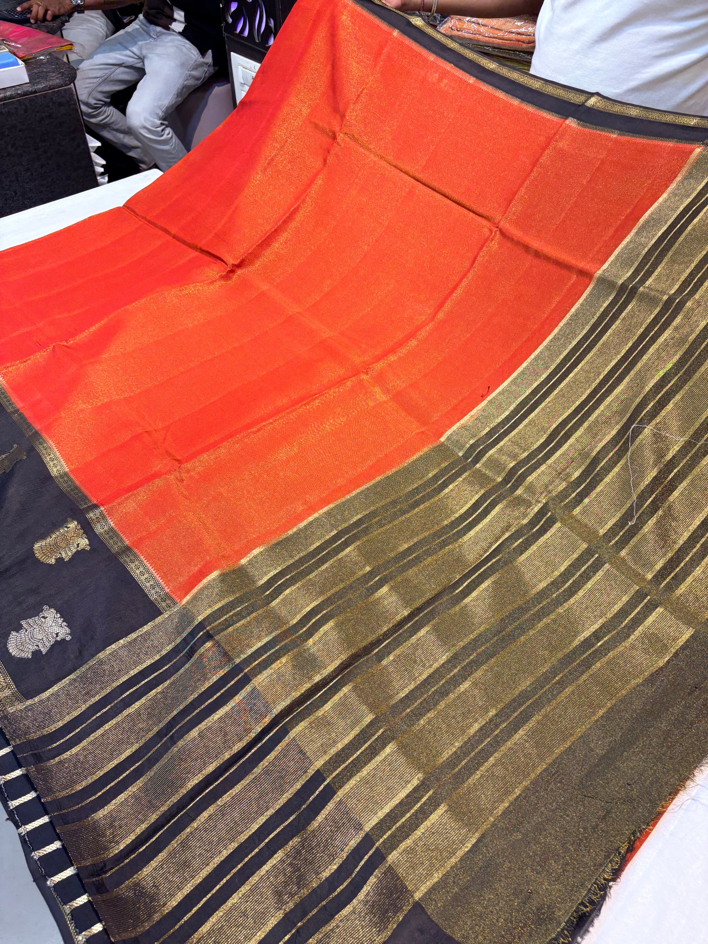 Premium Soft Tissue Georgette Saree with Gandaberunda Border