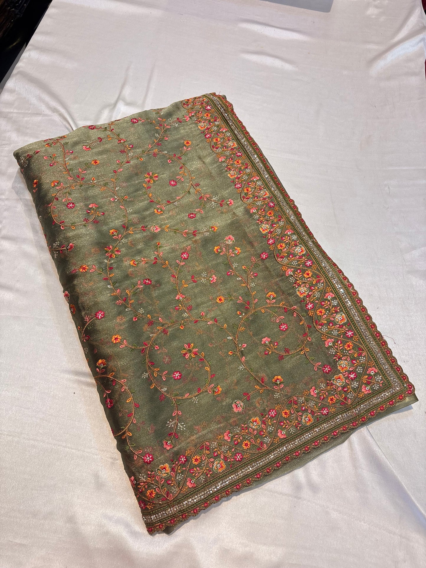 FANCY GEORGETTE SAREE WITH KASHMIRI THREAD WORK