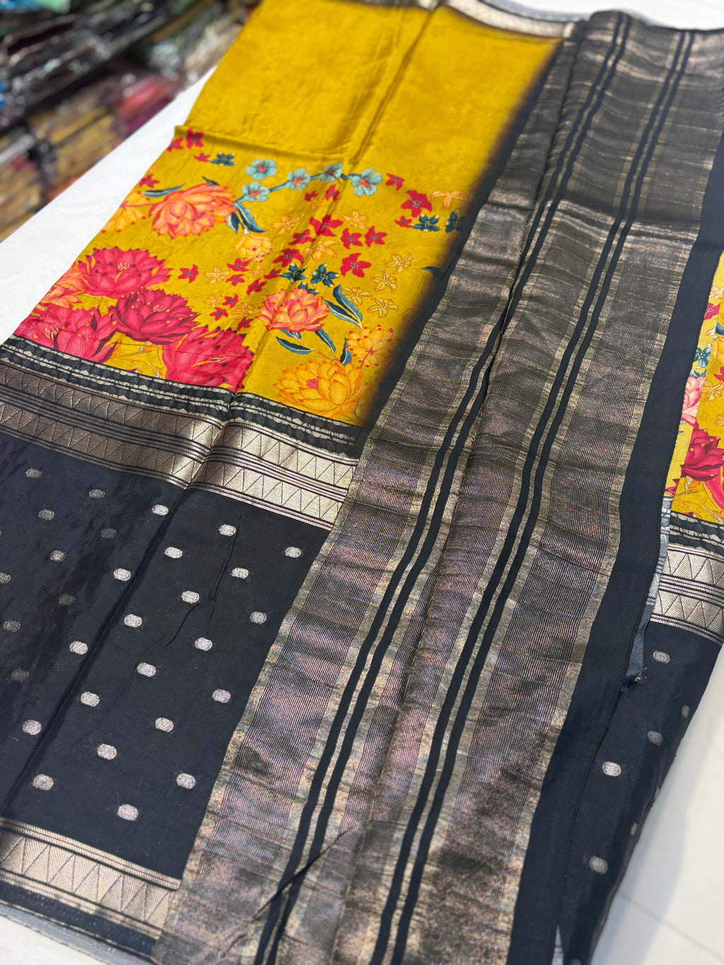 PREMIUM MOUNGA CREAPE SAREE