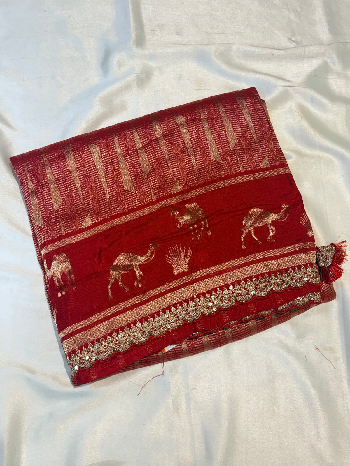 PREMIUM DESIGNER HO CREAPE SILK SAREE WITH LACE BORDER