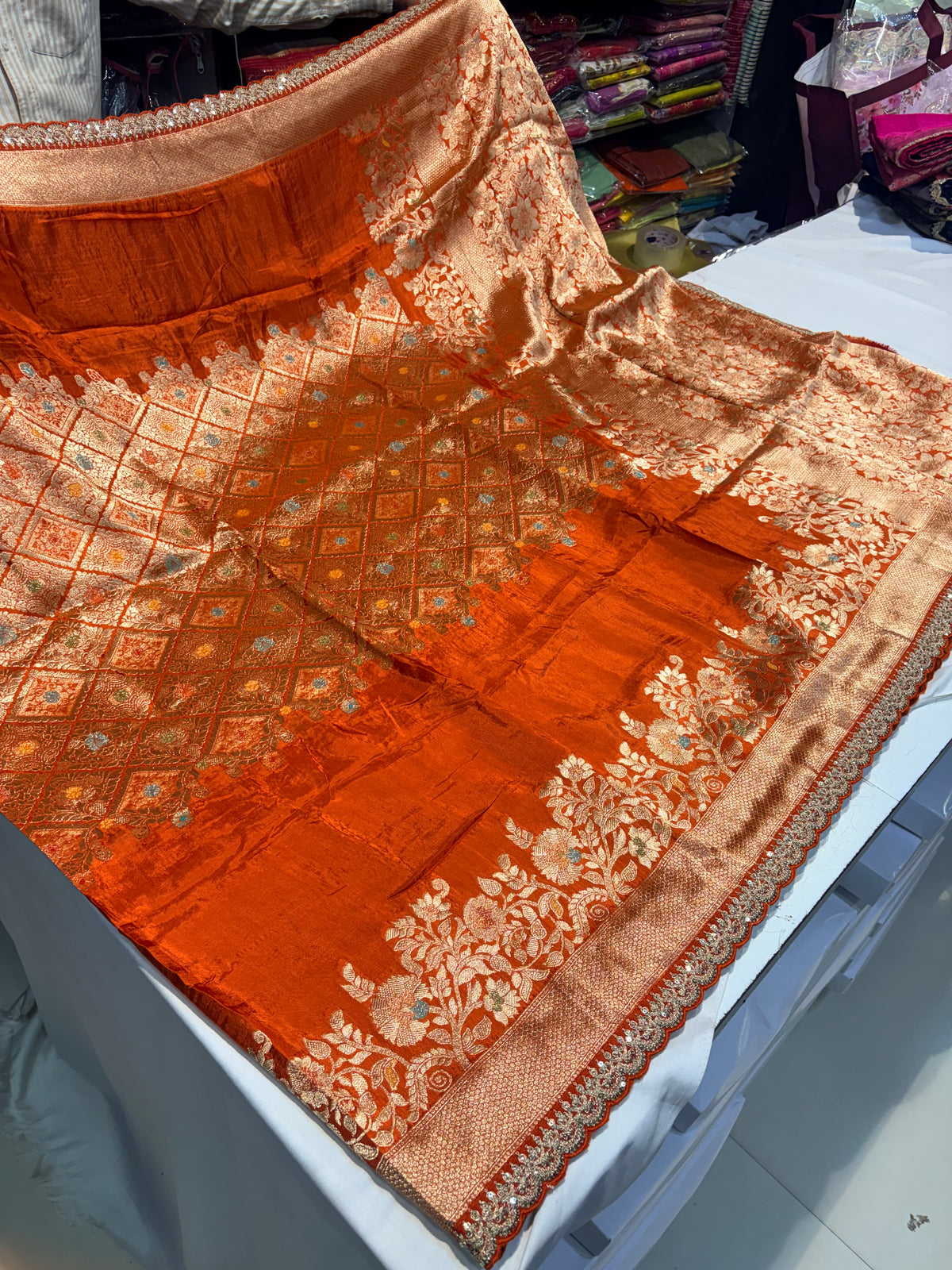 PREMIUM DESIGNER HO CREAPE SILK SAREE WITH LACE BORDER