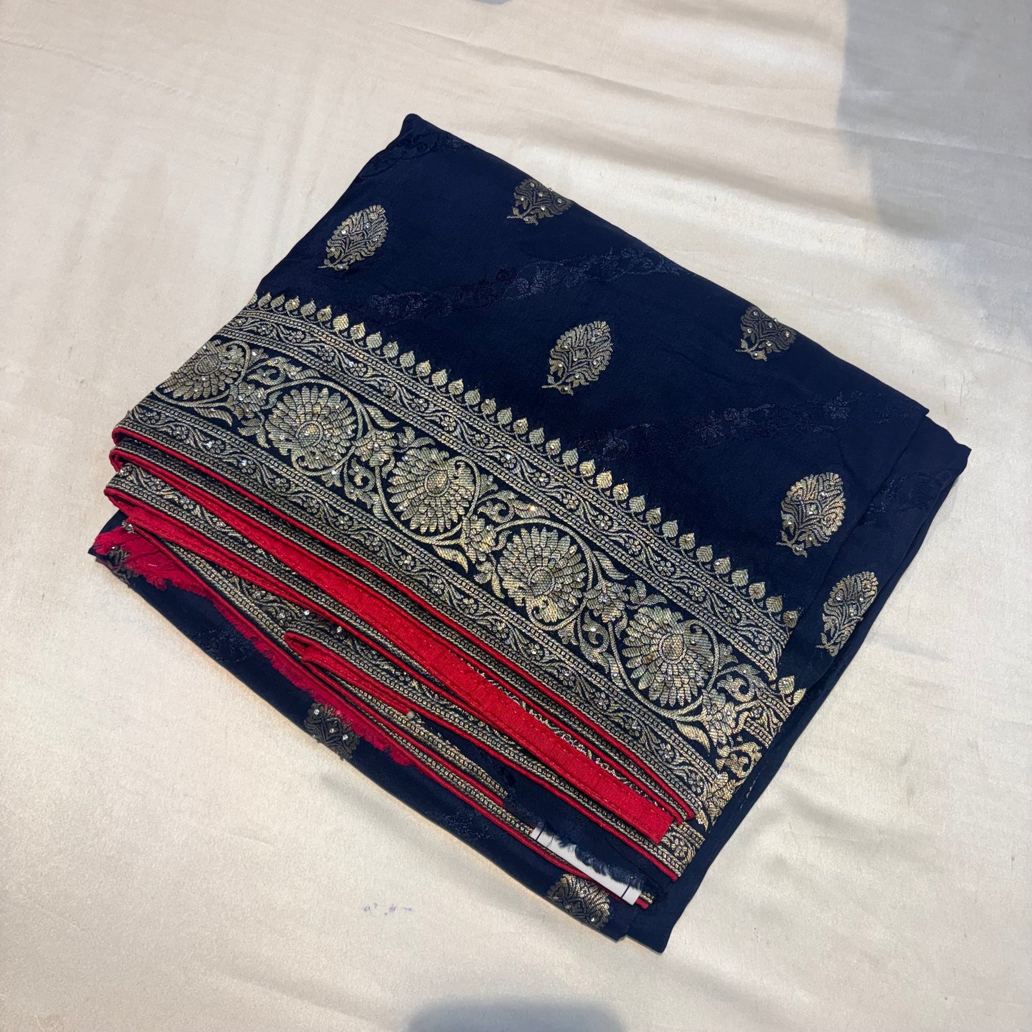 PREMIUM MOUNGA SILK SAREE WITH HIGHLIGHT WORK