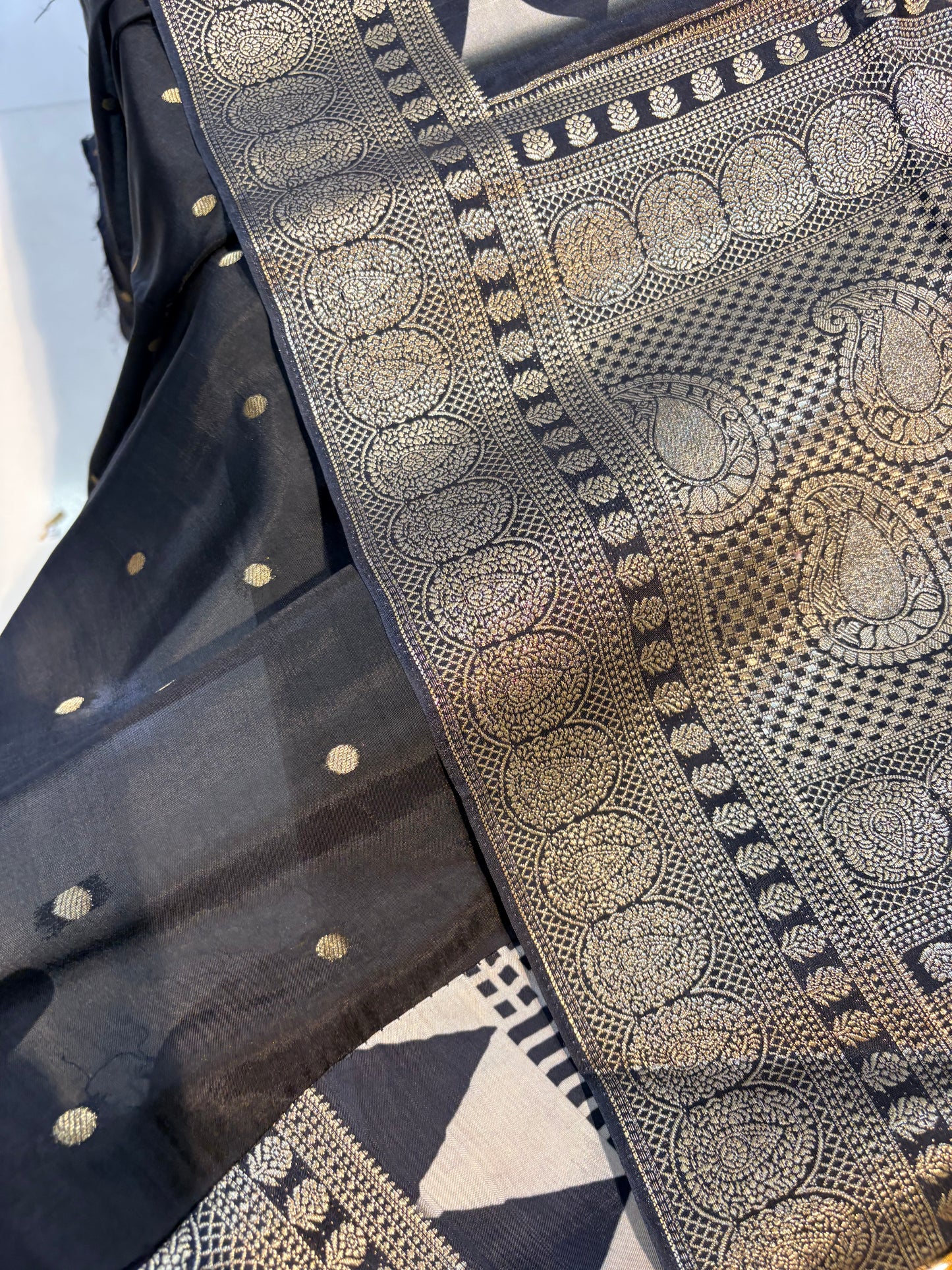 PREMIUM PRINTED MOUNGA CREAPE SILK SAREE