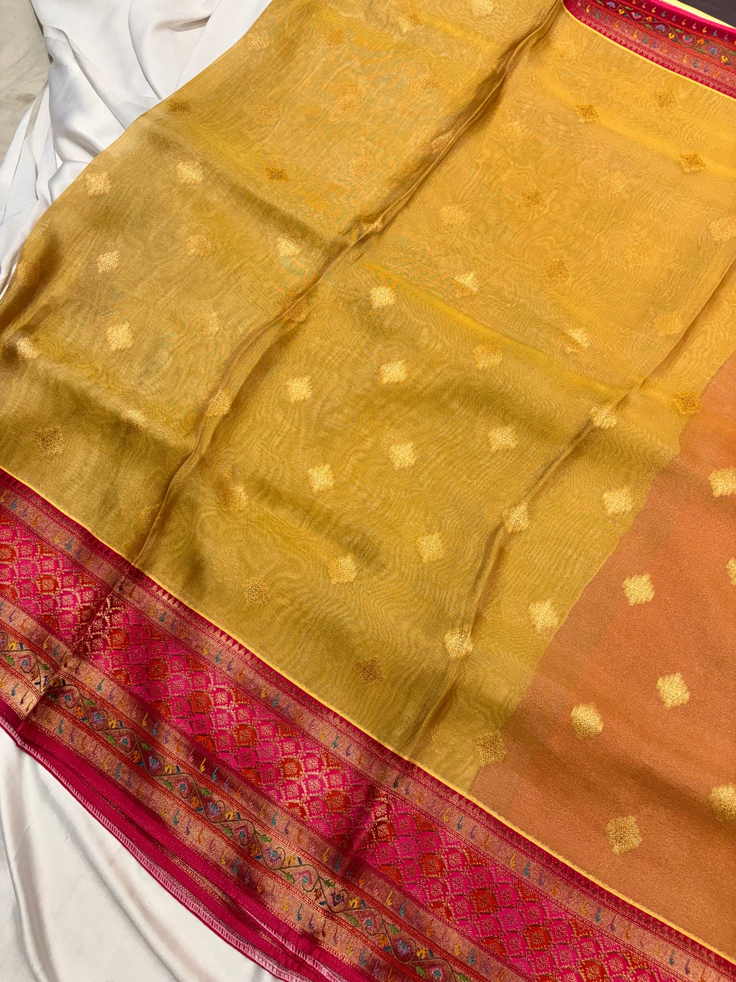 PURE GEORGETTE SILK SAREE