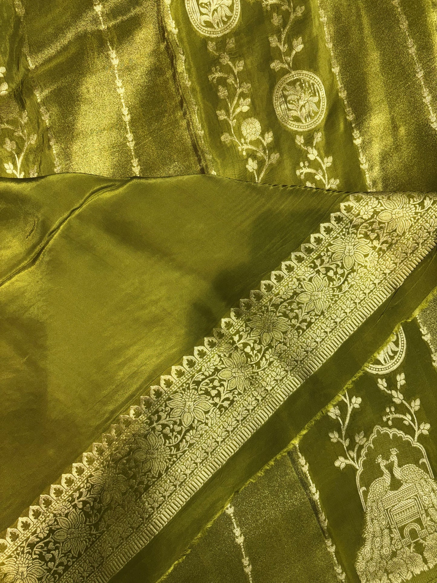 PREMIUM CHINON CREAPE SAREE