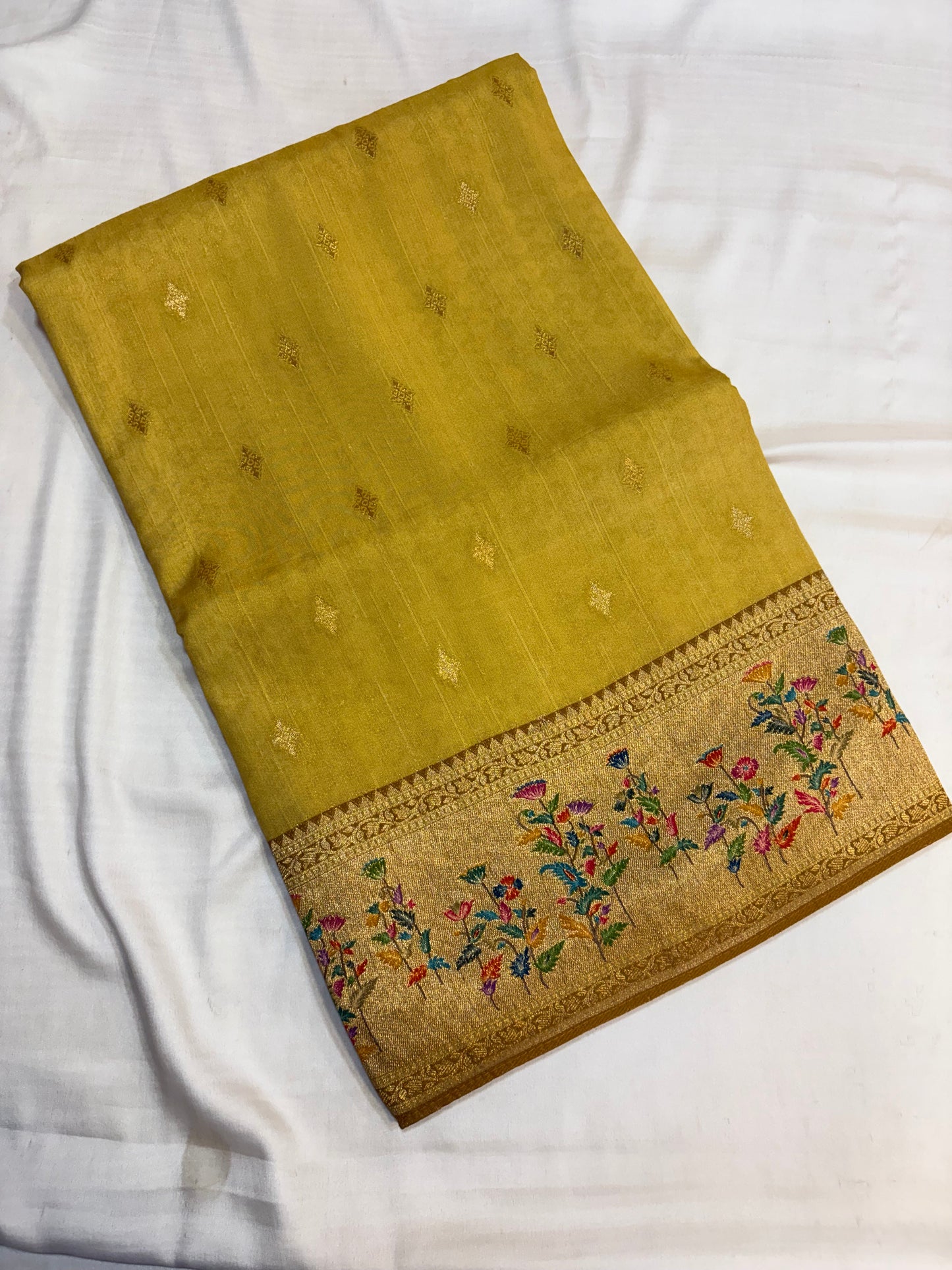 PREMIUM TUSSUR SILK SAREE WITH PASHMEENA BORDER