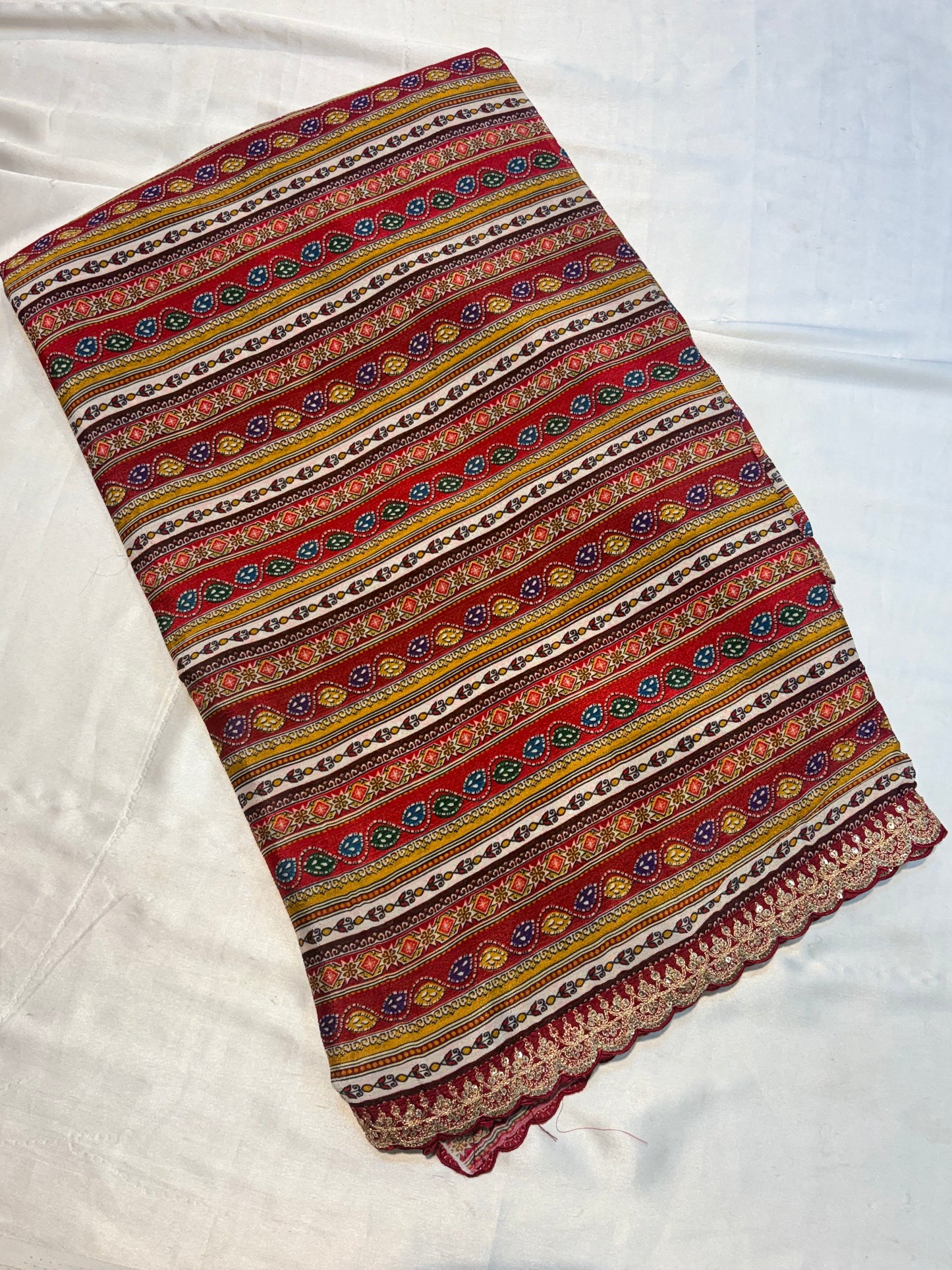 PREMIUM BOUTIQUE PRINTED CHIFFON SAREE WITH LACE BORDER