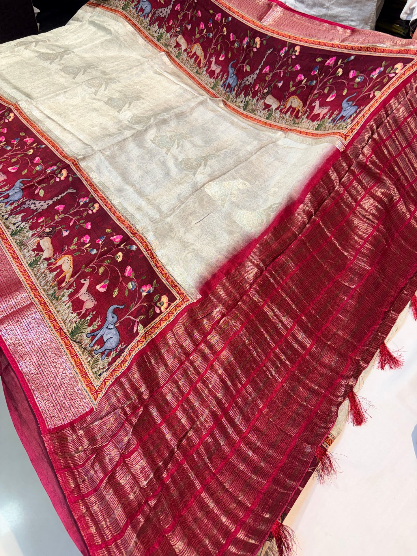 PREMIUM MOUNGA CREAPE SILK SAREE