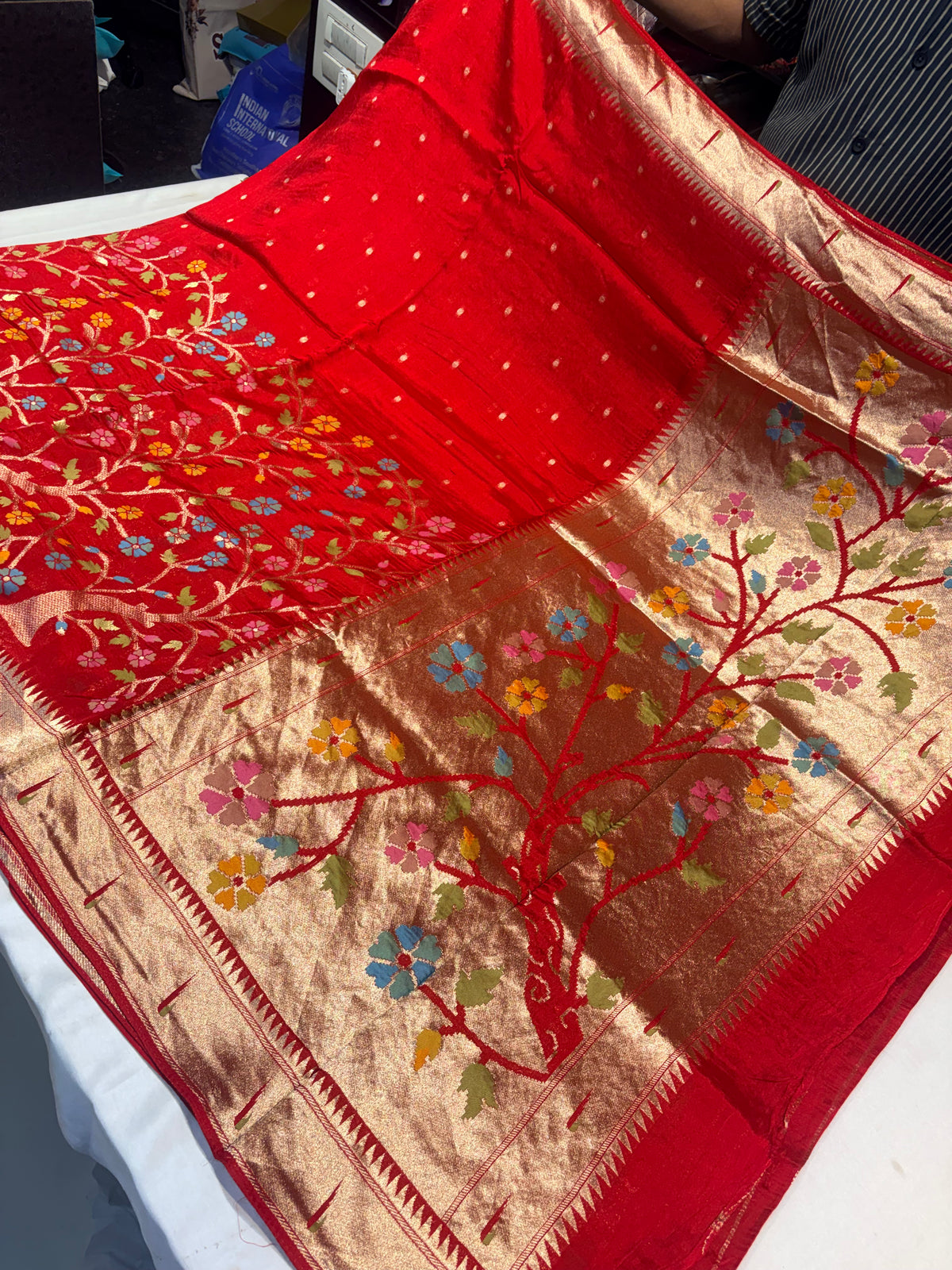TUSSUR GEORGETTE SAREES
WITH PAITHANI BORDER