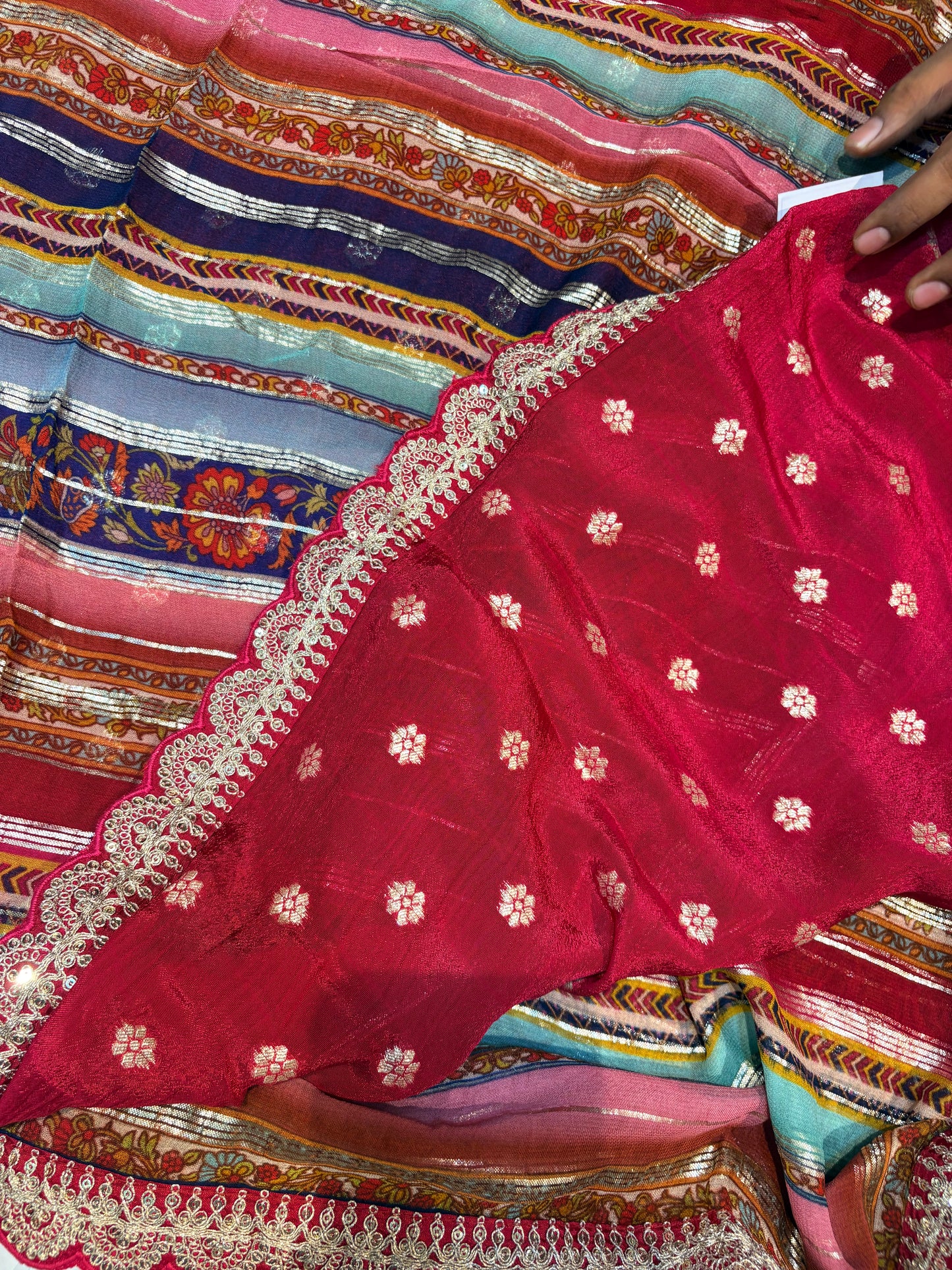 PREMIUM MULTI COLOUR GEORGETTE SAREE WITH LACE BORDER