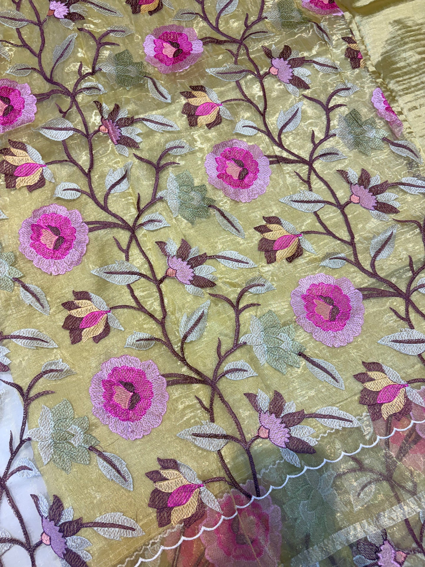 FANCY SAREE WITH THREAD WORK BORDER