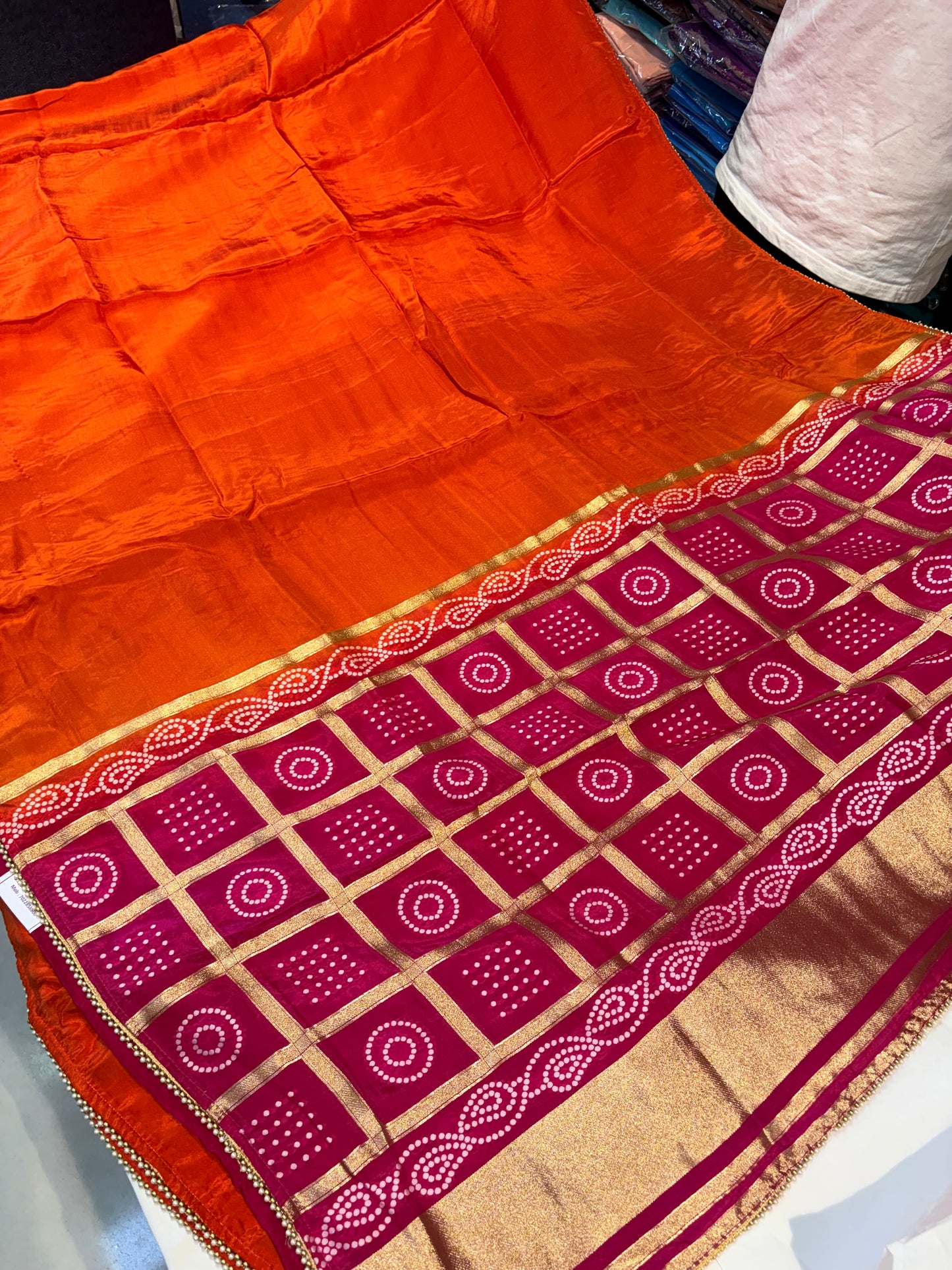 PREMIUM CHINON SILK SAREE WITH GHARCHOLA BANDHINI PALLU