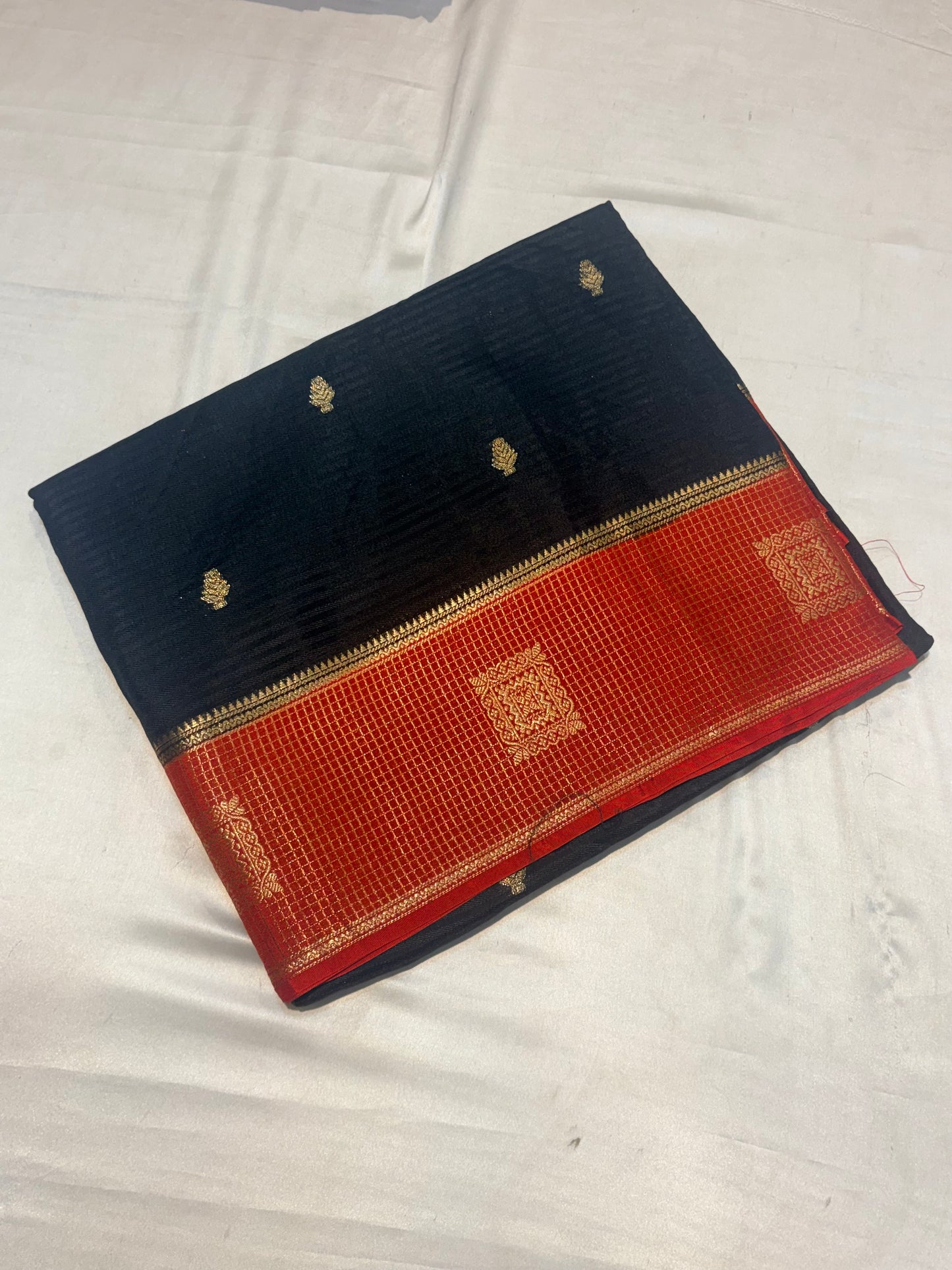 PREMIUM VISCOSE CREAPE SILK SAREE