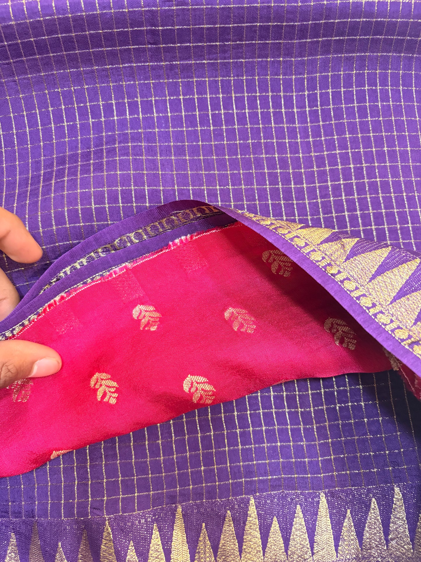 VISCOSE CREAPE SILK WITH CHECKS HALF & HALF