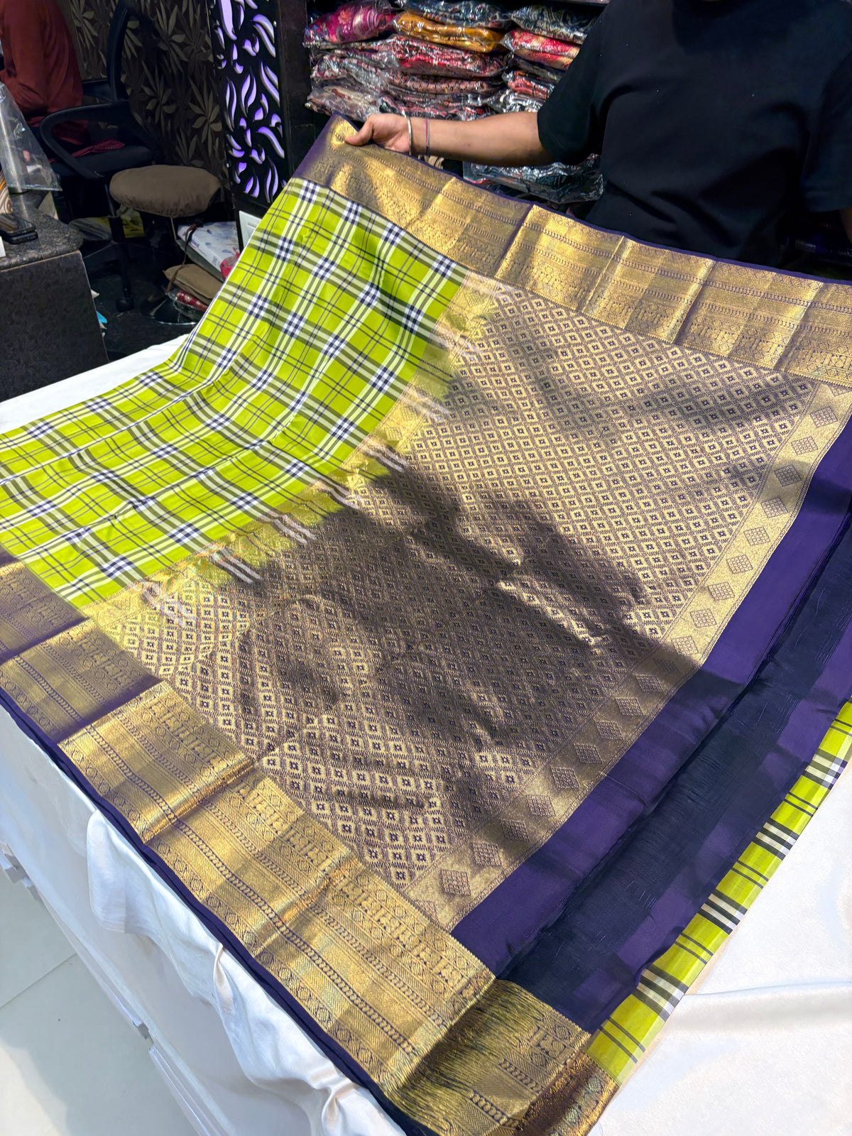 MOST TRENDING BURBERRY CHECKS SAREE IN PURE KANCHIPURAM SILK