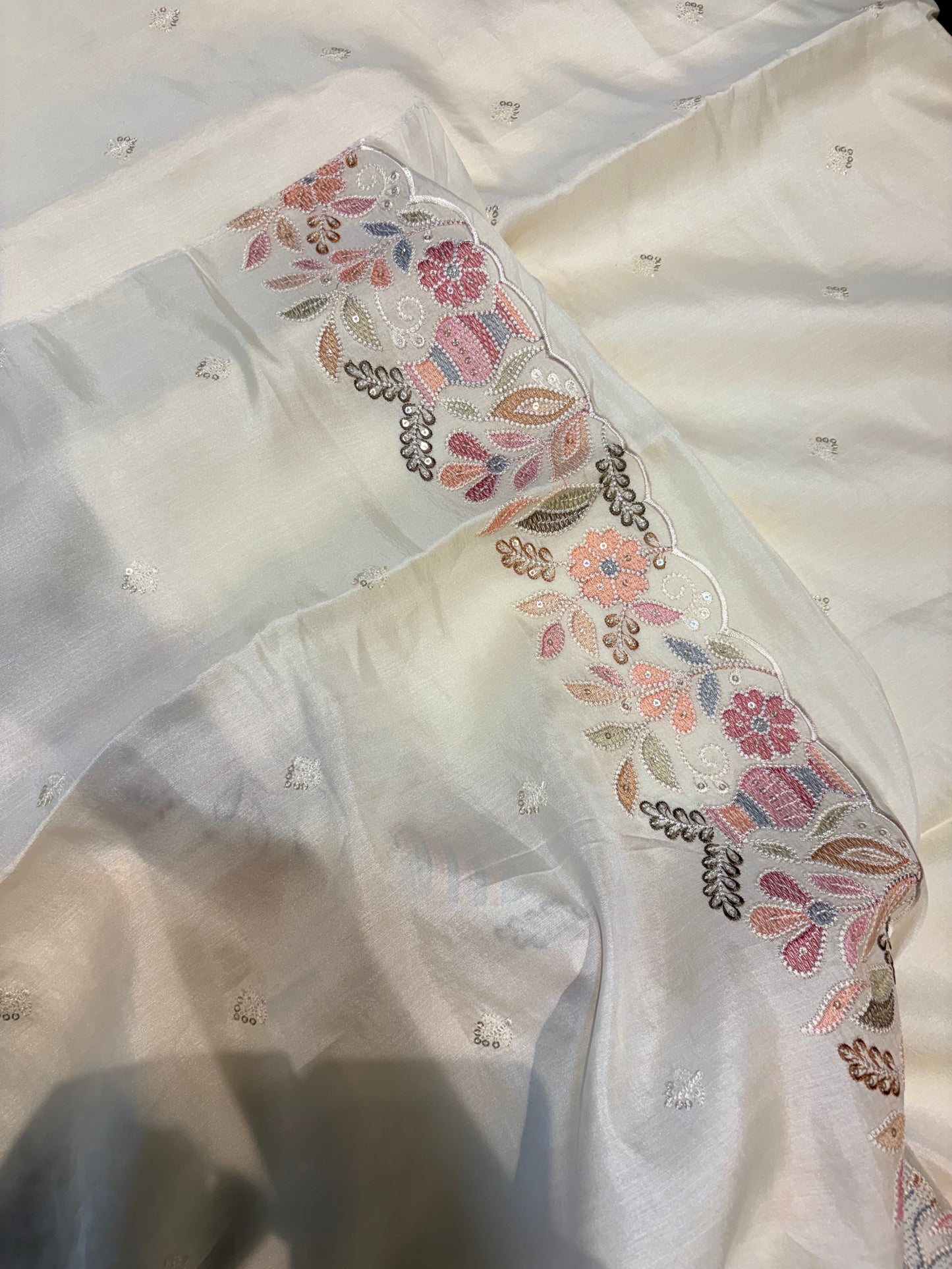 PREMIUM MUSLIN SILK SAREE