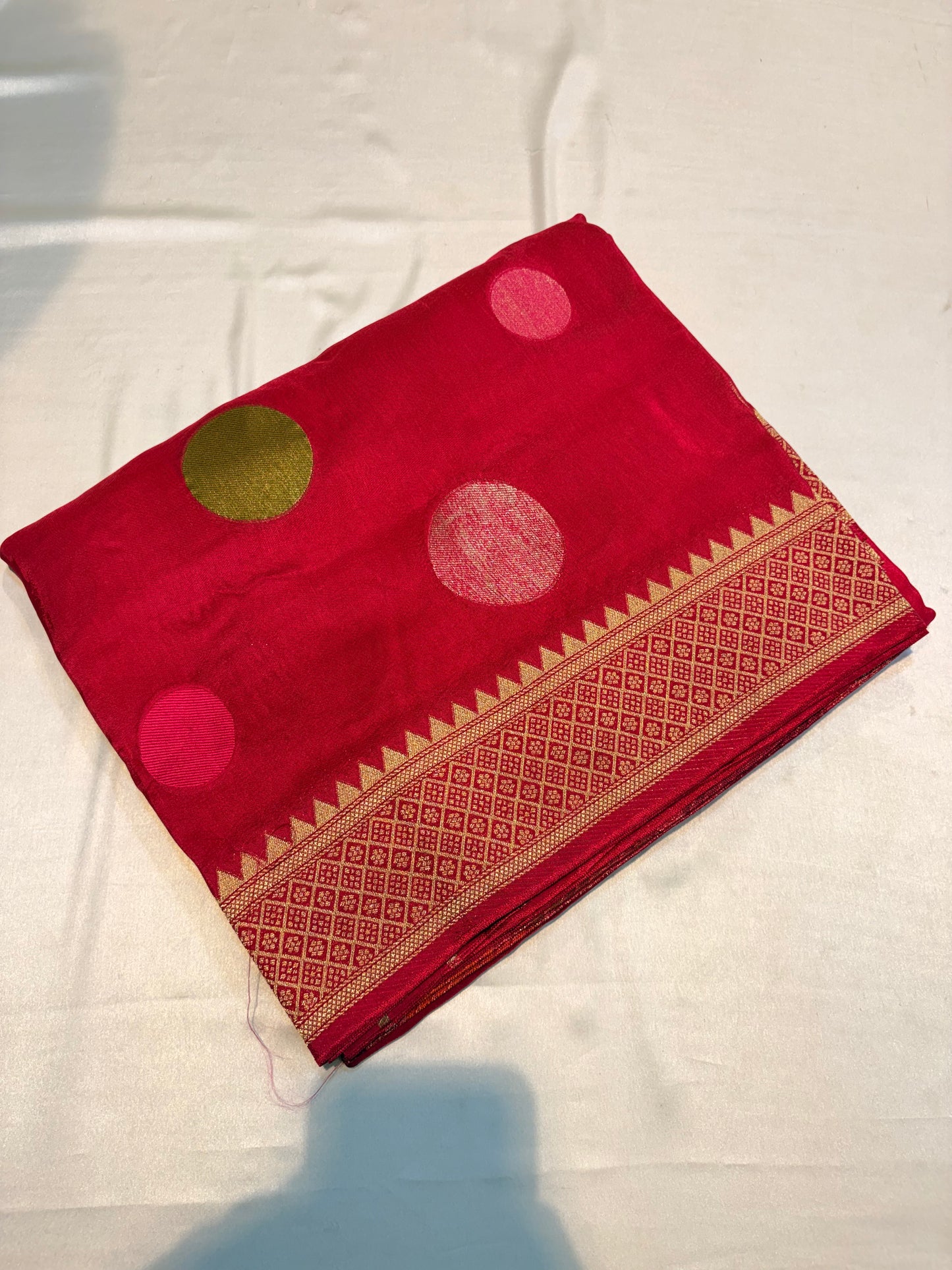 PREMIUM MOUNGA SILK SAREE WITH POLKA DOTS WEAVING