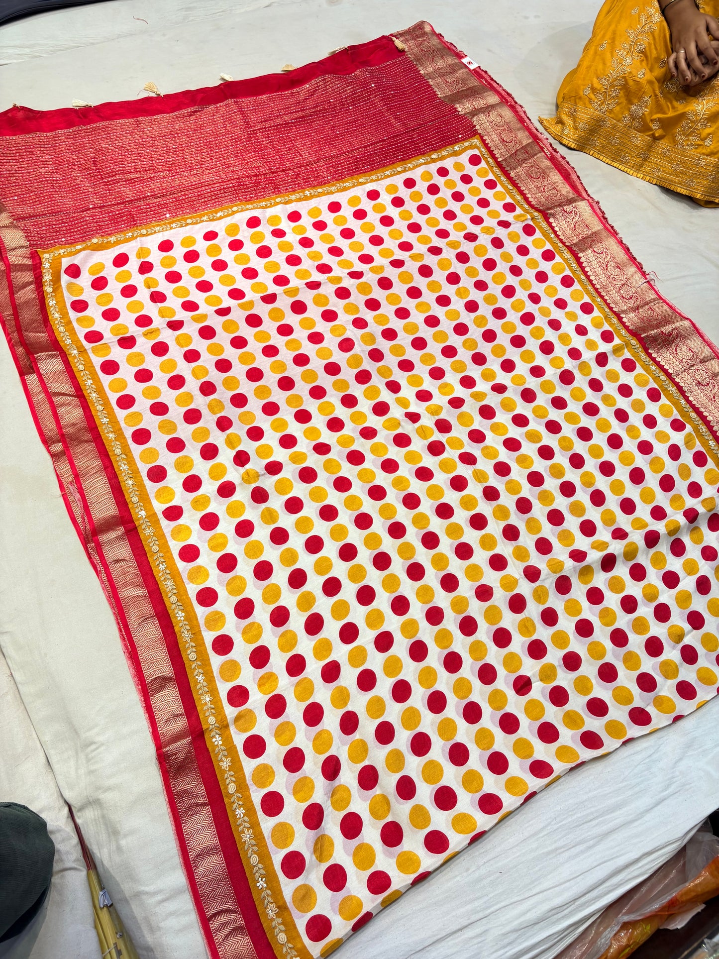 PREMIUM MOUNGA SILK SAREE  WITH PRINTED POLKA DOTS & FRENCH KNOT