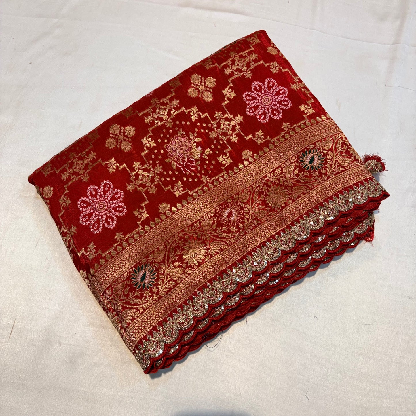BANARASI GHARCHOLA SAREES
WITH LACE BORDER