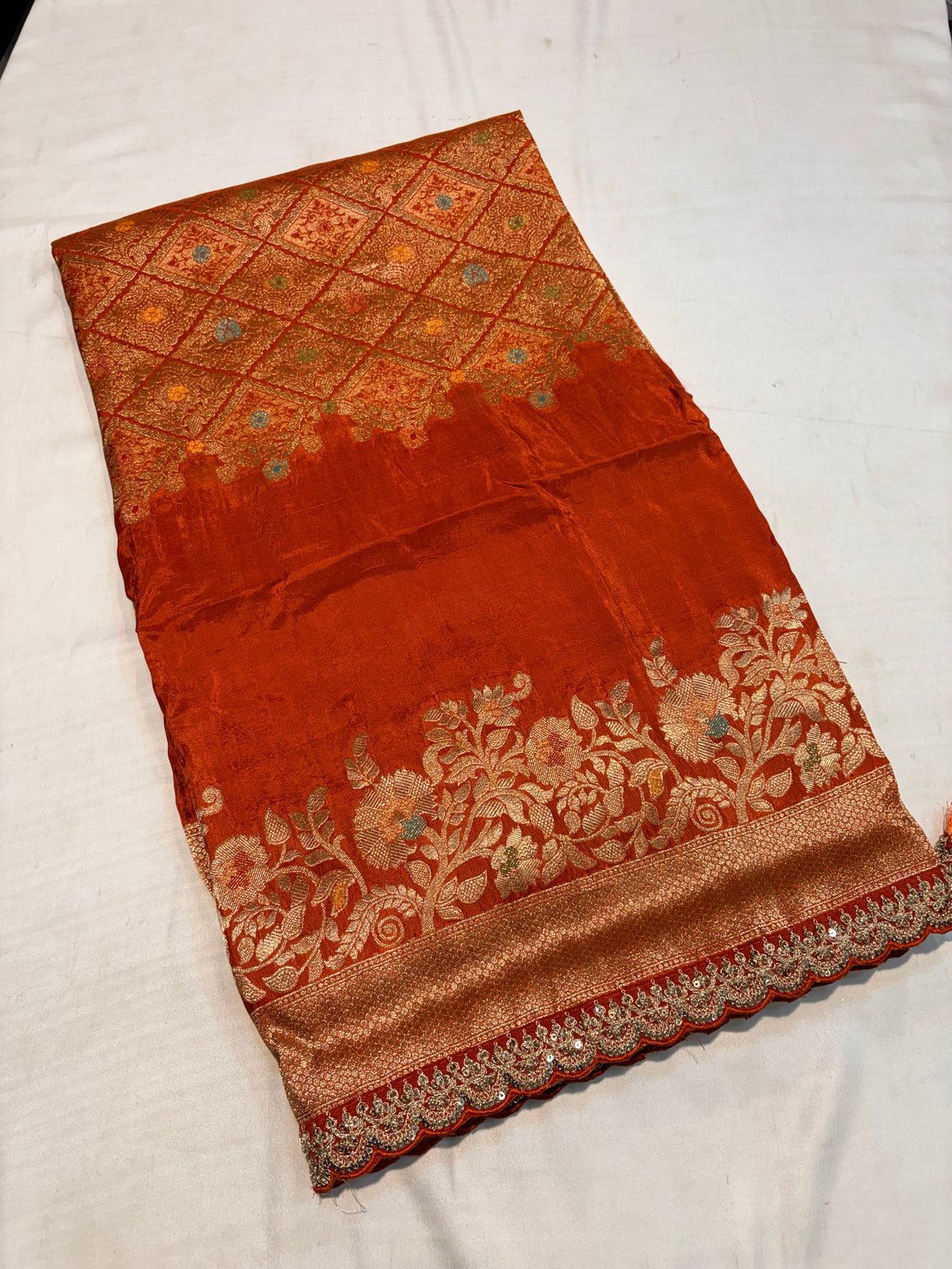 PREMIUM DESIGNER HO CREAPE SILK SAREE WITH LACE BORDER