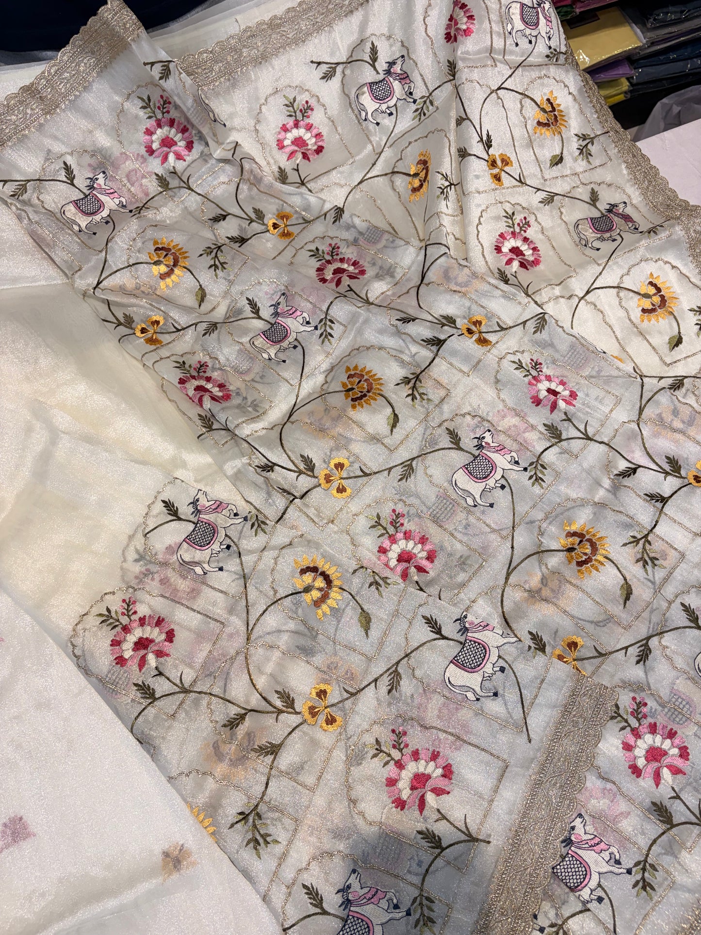 SOFT TISSUE FANCY SAREE
WITH PICHWAI EMBROIDERED WORK