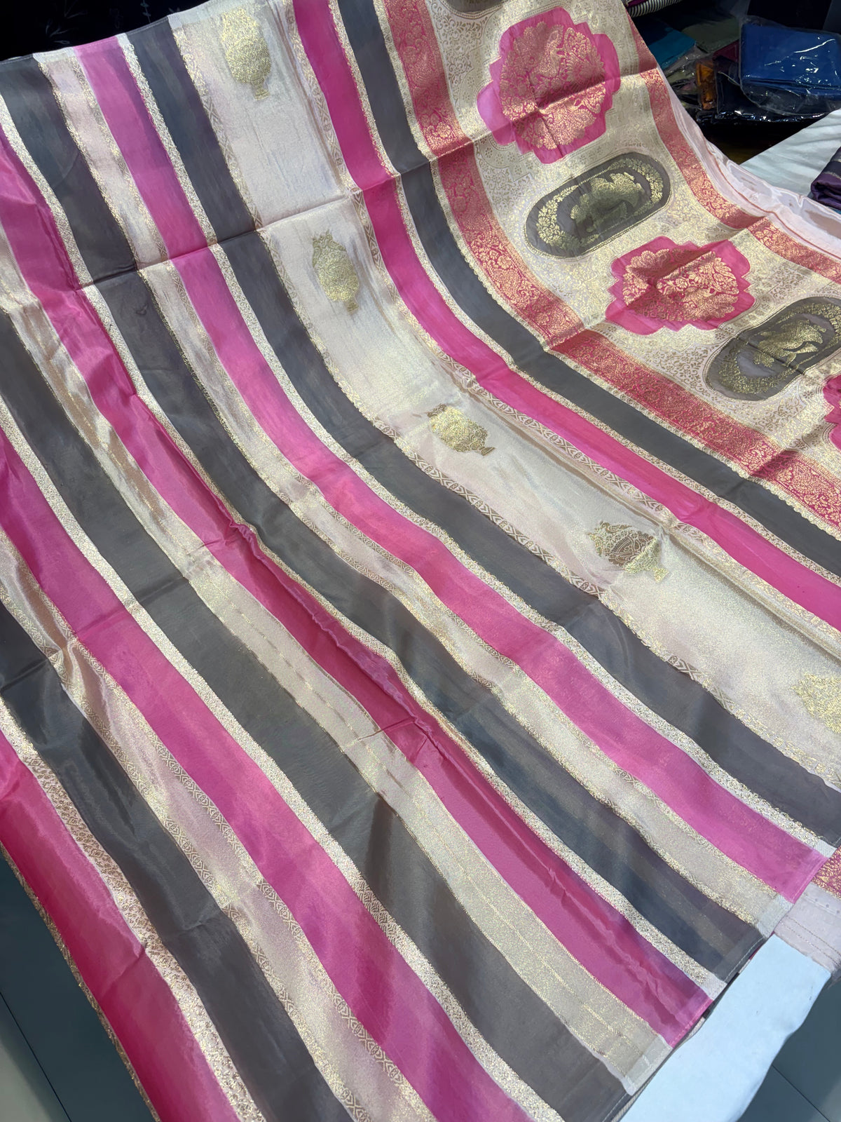PREMIUM CHINON CREAPE SAREE IN RAGKAT DESIGN