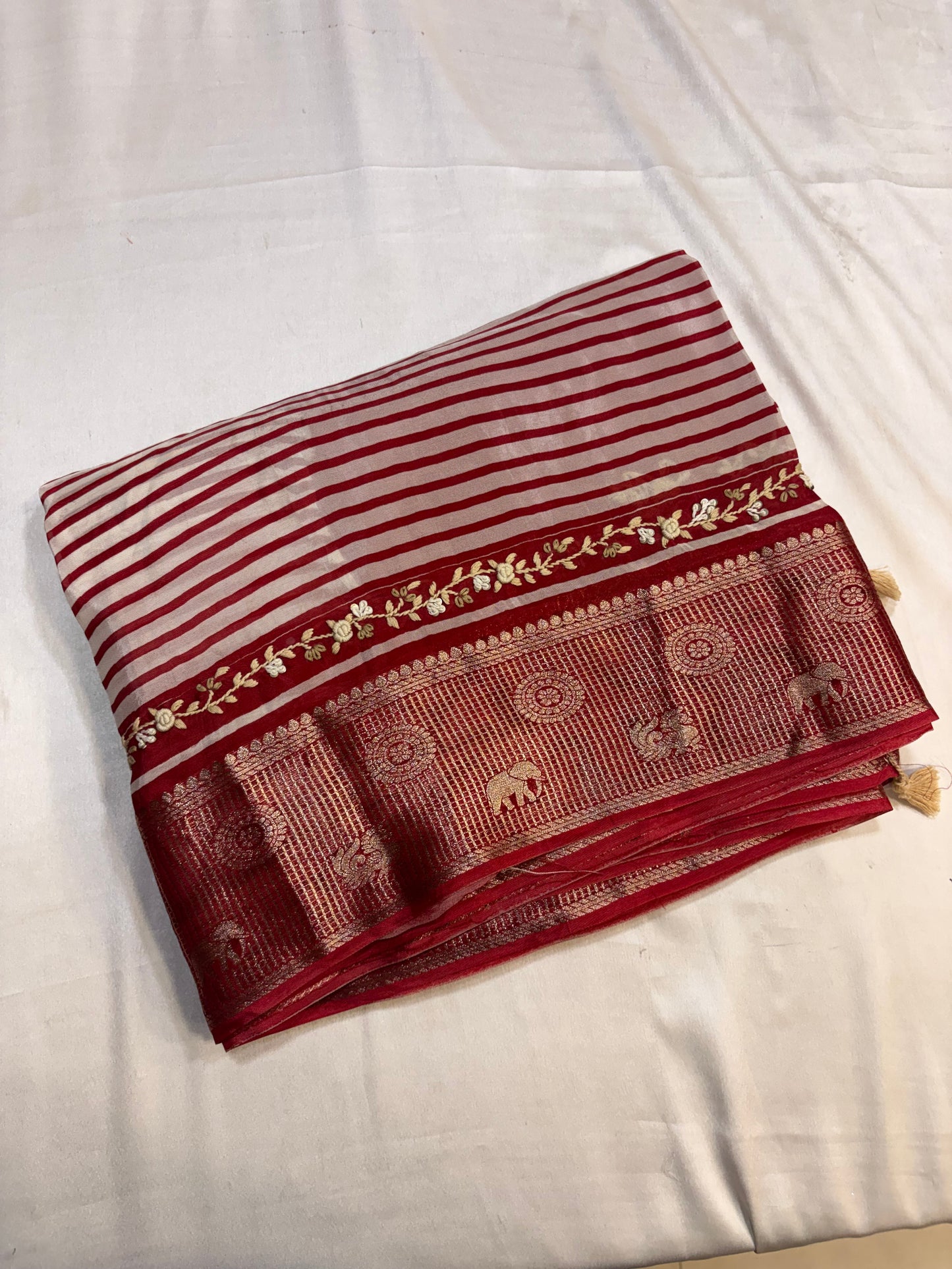 Premium Printed Creape Sarees with French knot work