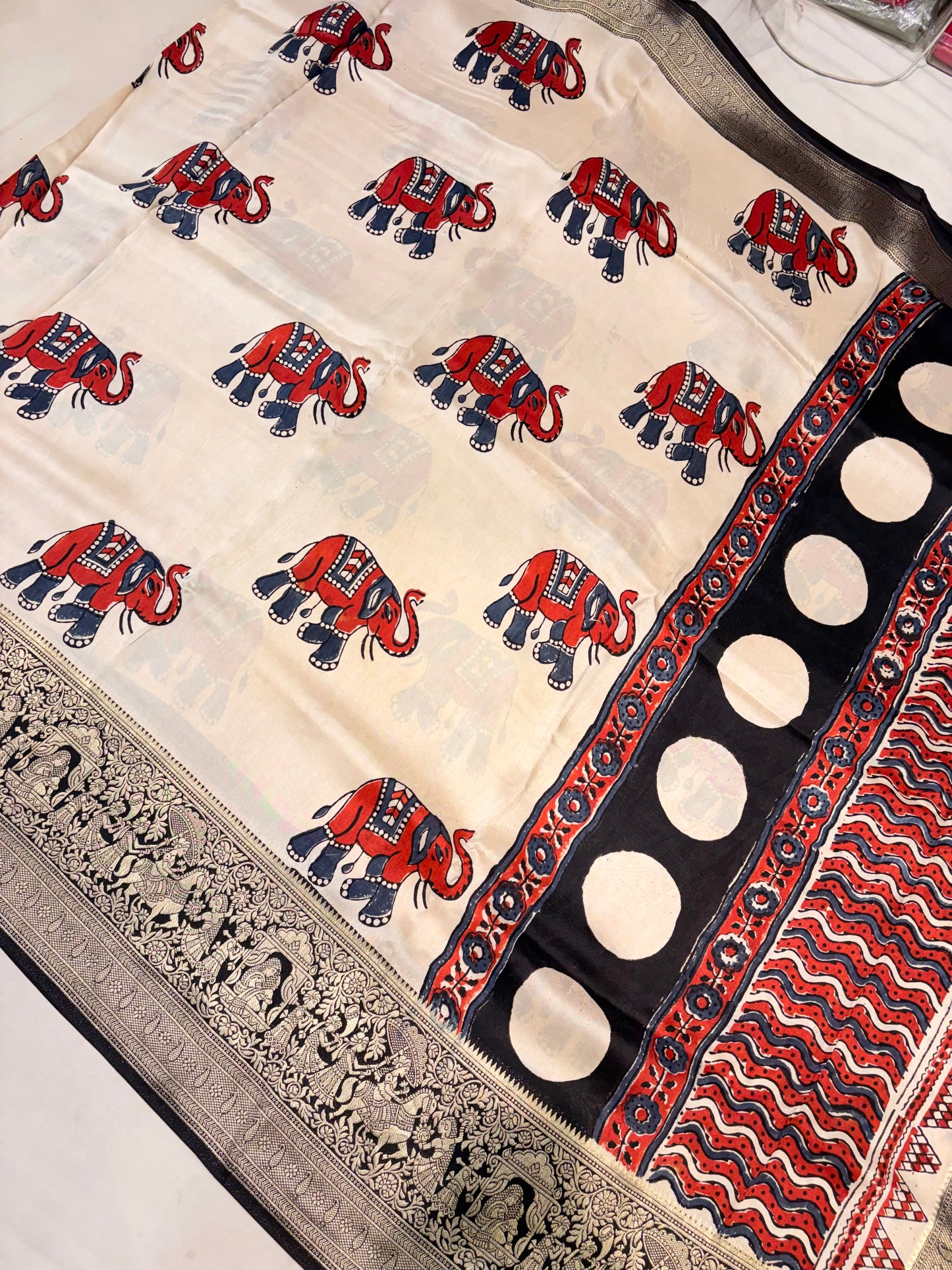 AJRAKH BLOCK PRINTED SAREES 
WITH BANARASI BORDER