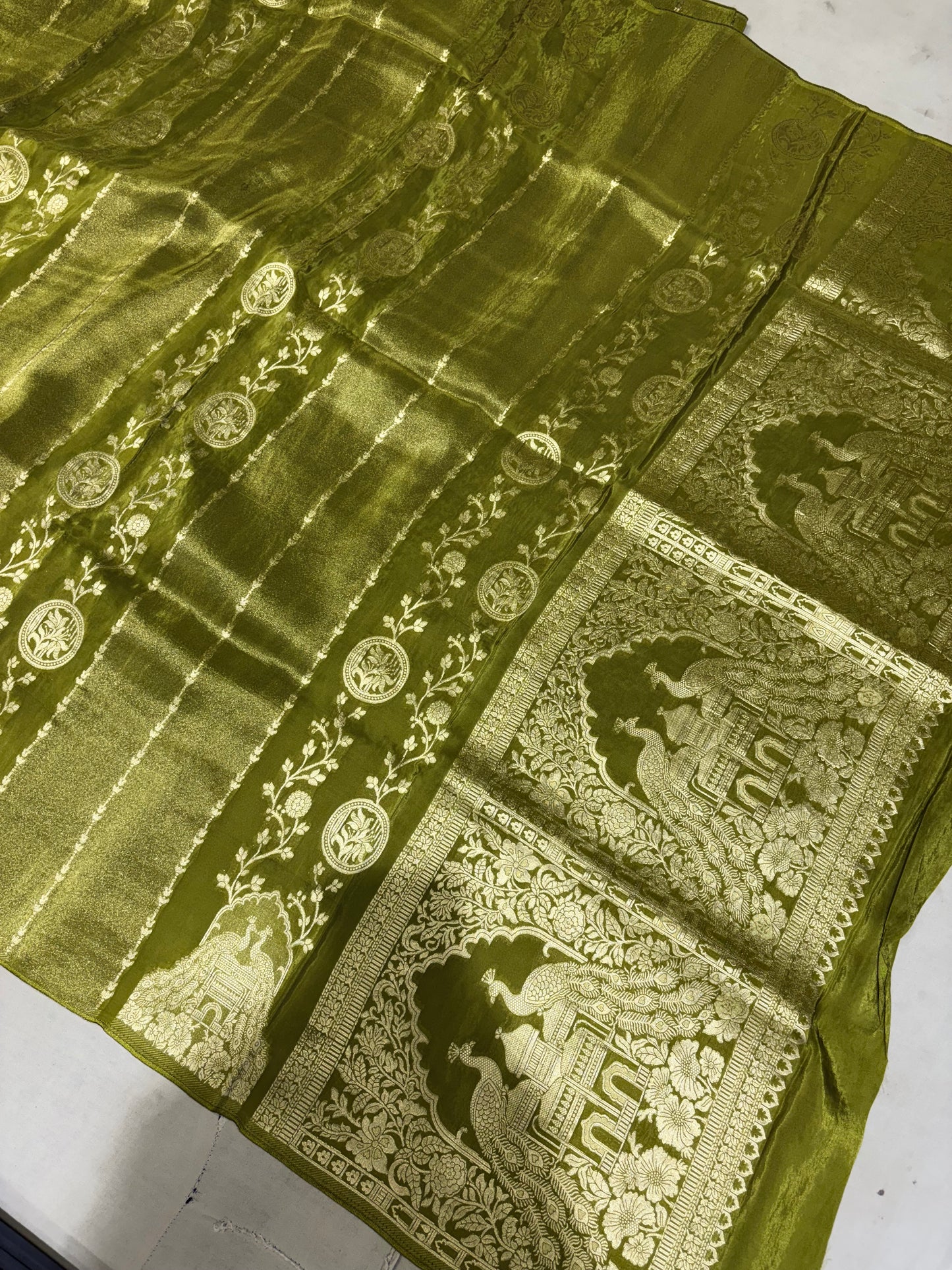 PREMIUM CHINON CREAPE SAREE