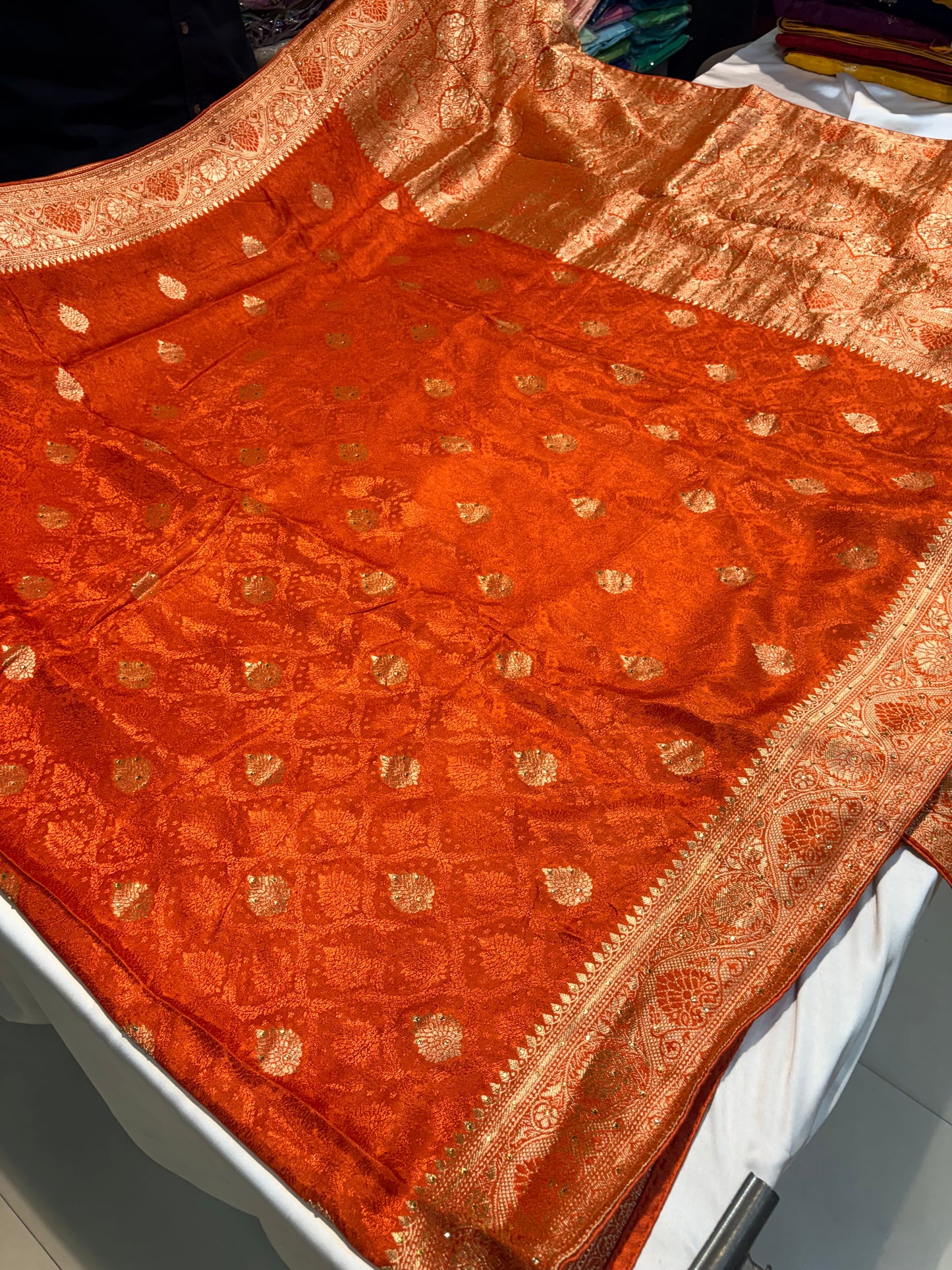 PREMIUM MOUNGA SILK SAREE WITH HIGHLIGHT WORK