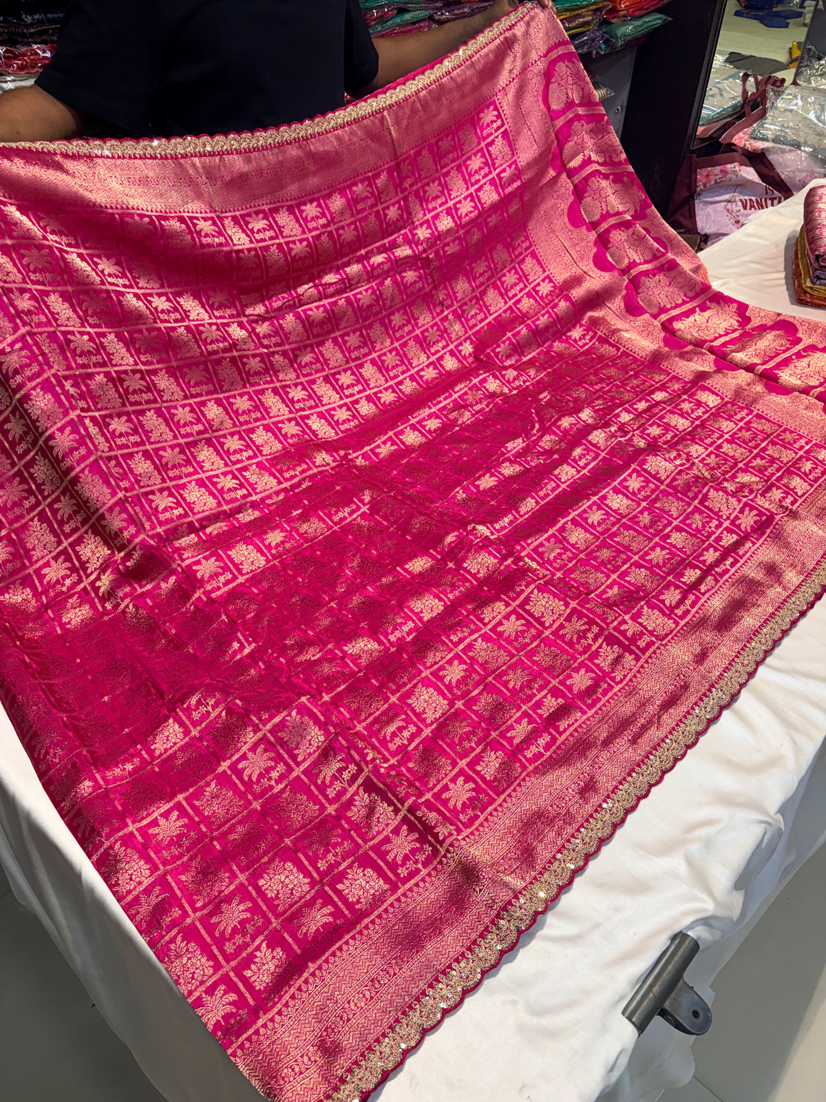 PREMIUM BROCADE KANCHI SILK SAREE WITH SCALP BORDER
