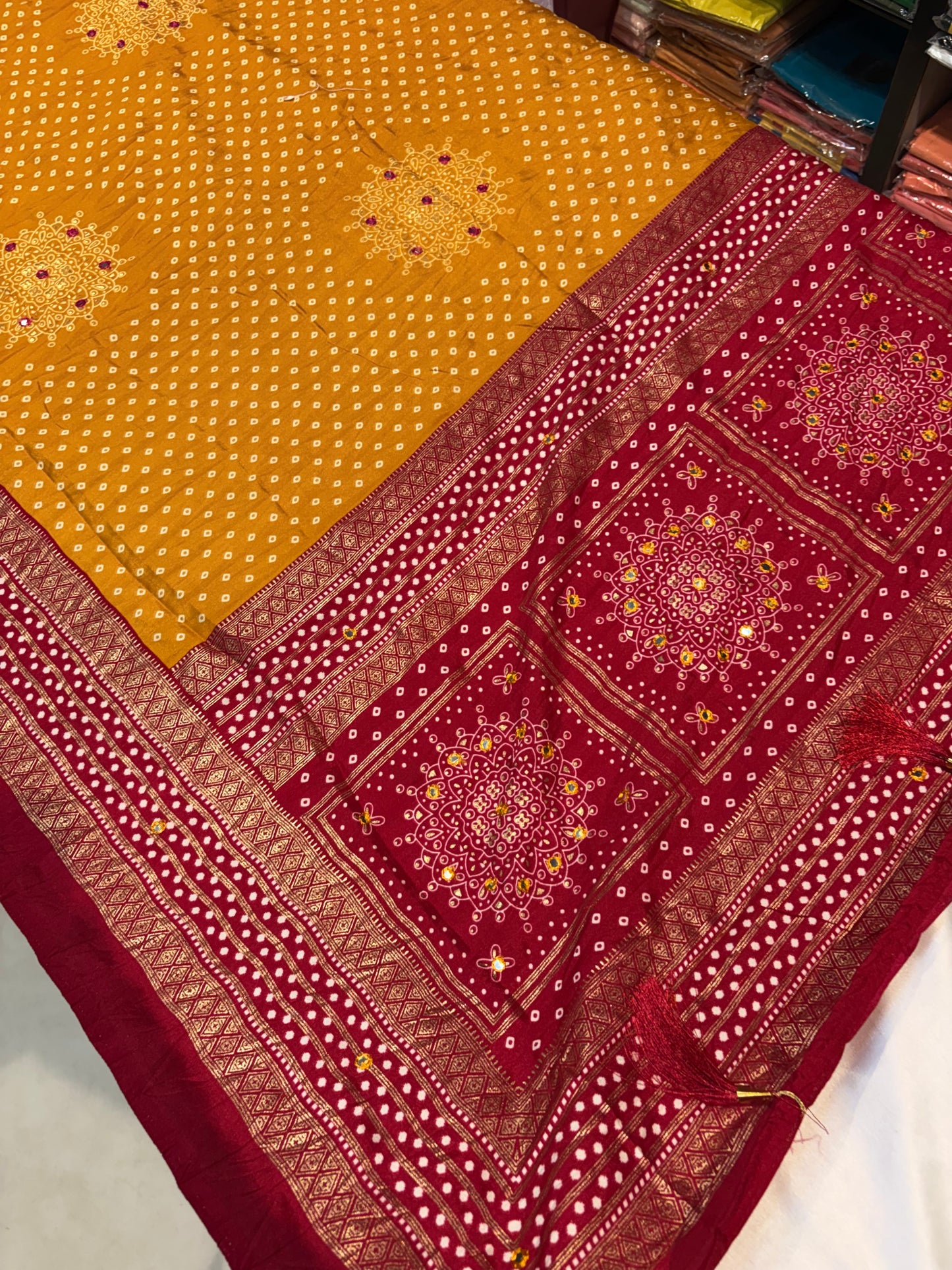 DOLA BANDHINI PRINTED SAREES