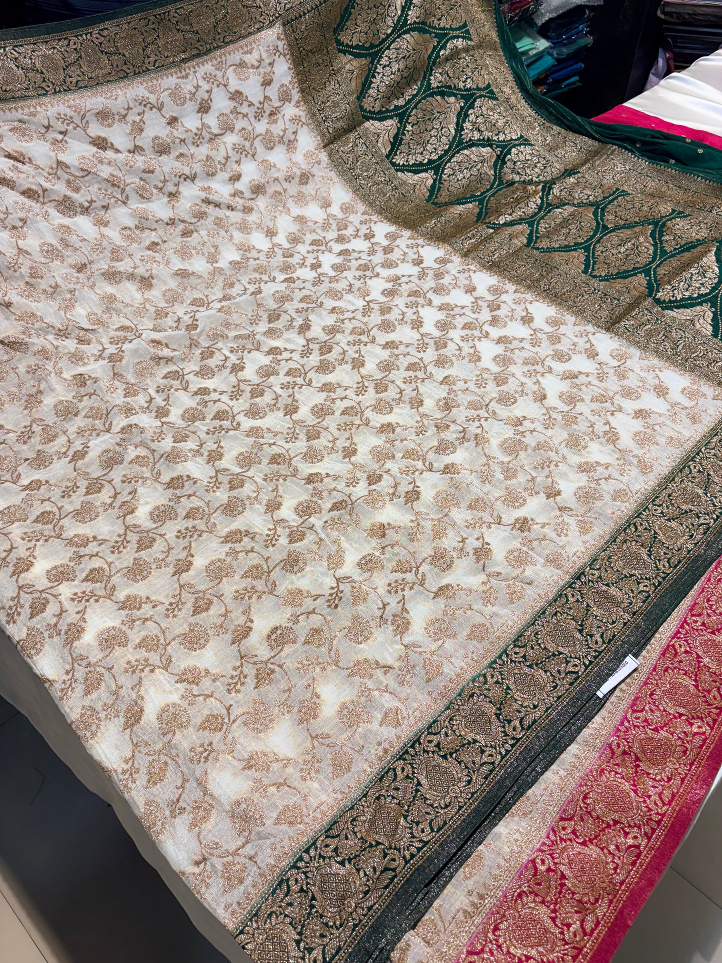 PREMIUM BANARAS KADDHI GEORGETTE SAREE